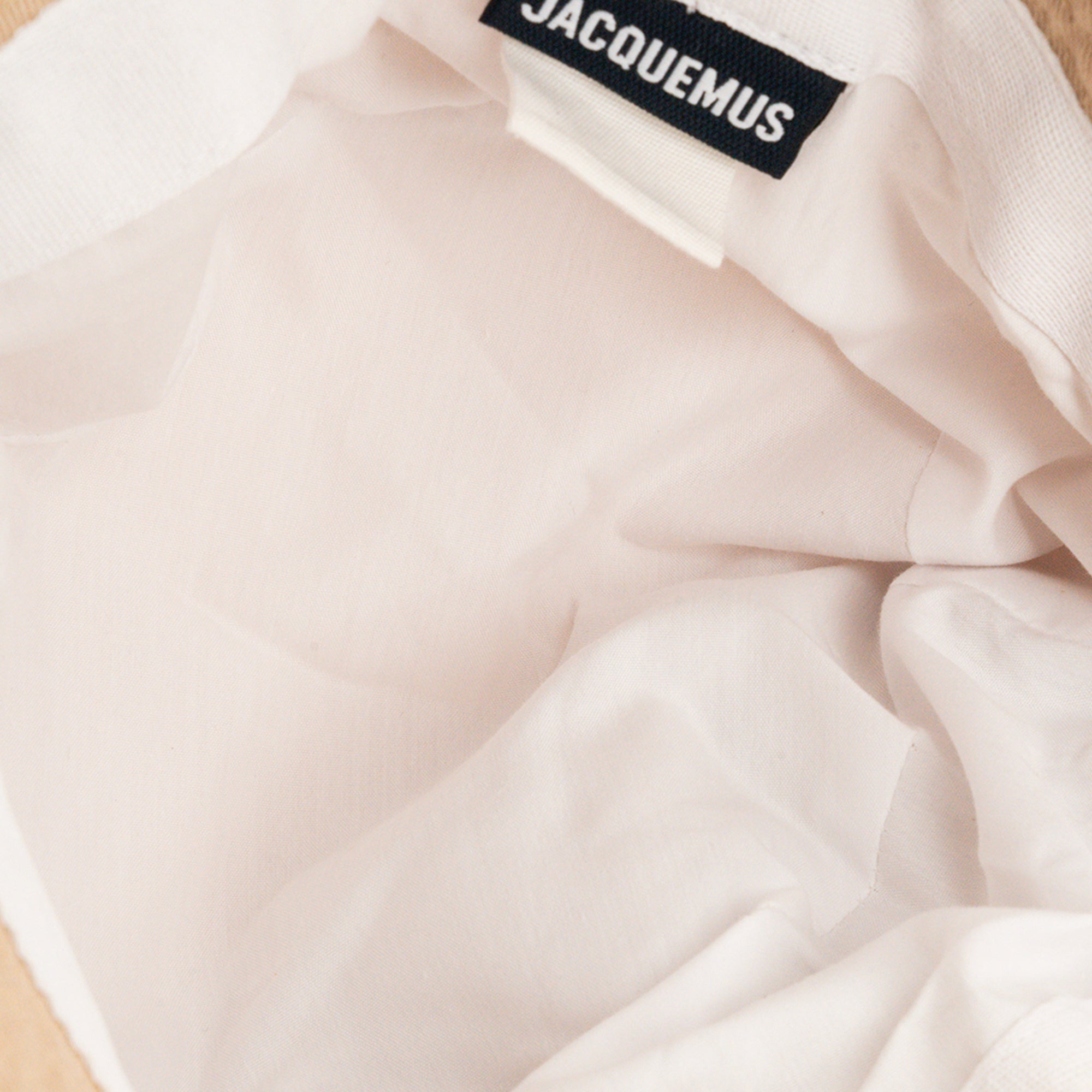 JACQUEMUS - Bob Gadjo Jacquemus en toile beige (TU)