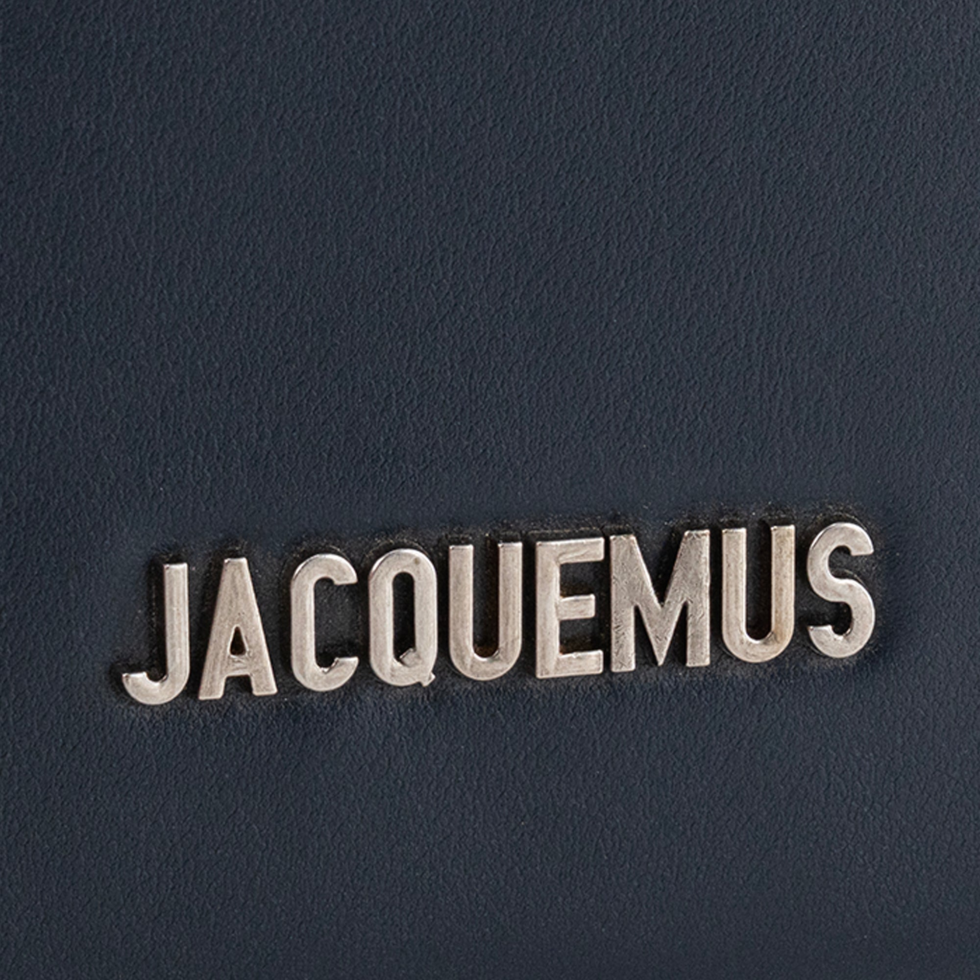 JACQUEMUS - Portefeuille à bandoulière Jacquemus en cuir lisse bleu marine