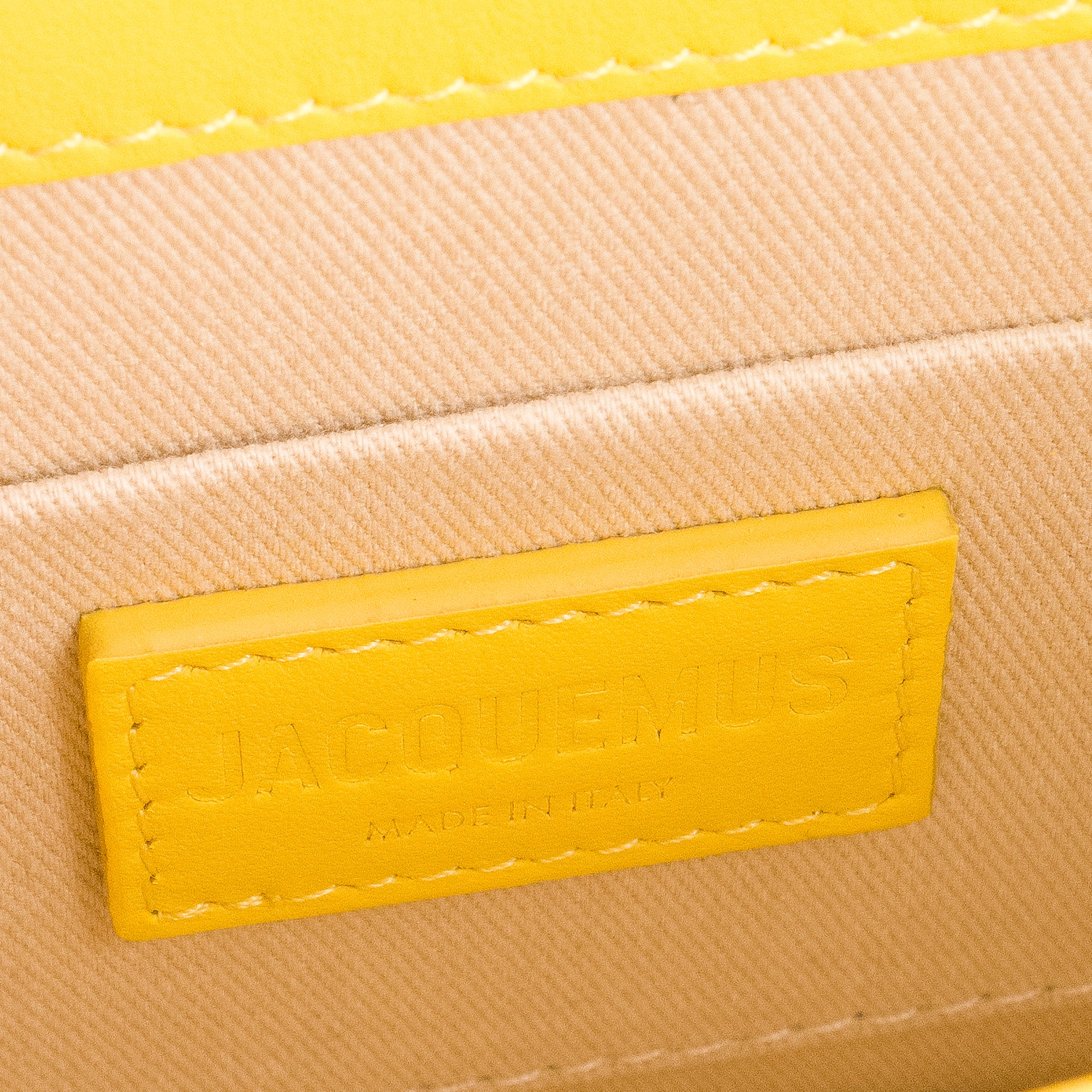JACQUEMUS - Sac à bandoulière Chiquito moyen Jacquemus en cuir jaune