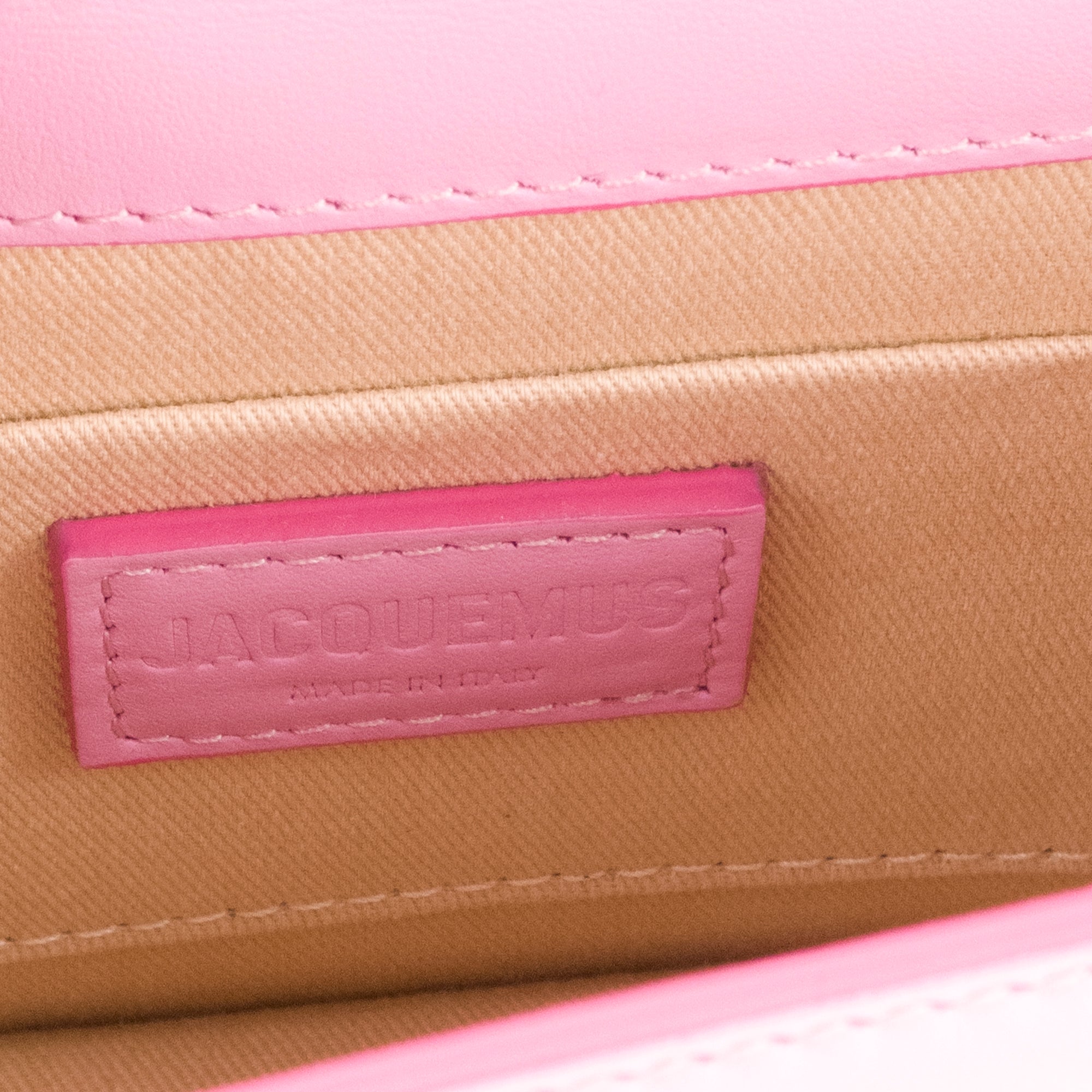 JACQUEMUS - Sac à bandoulière Chiquito moyen Jacquemus en cuir rose