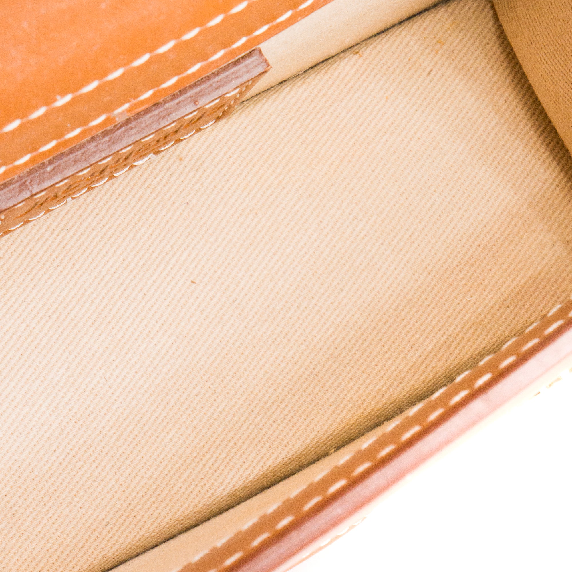 JACQUEMUS - Sac à bandoulière Le Bambino Jacquemus en cuir lisse marron