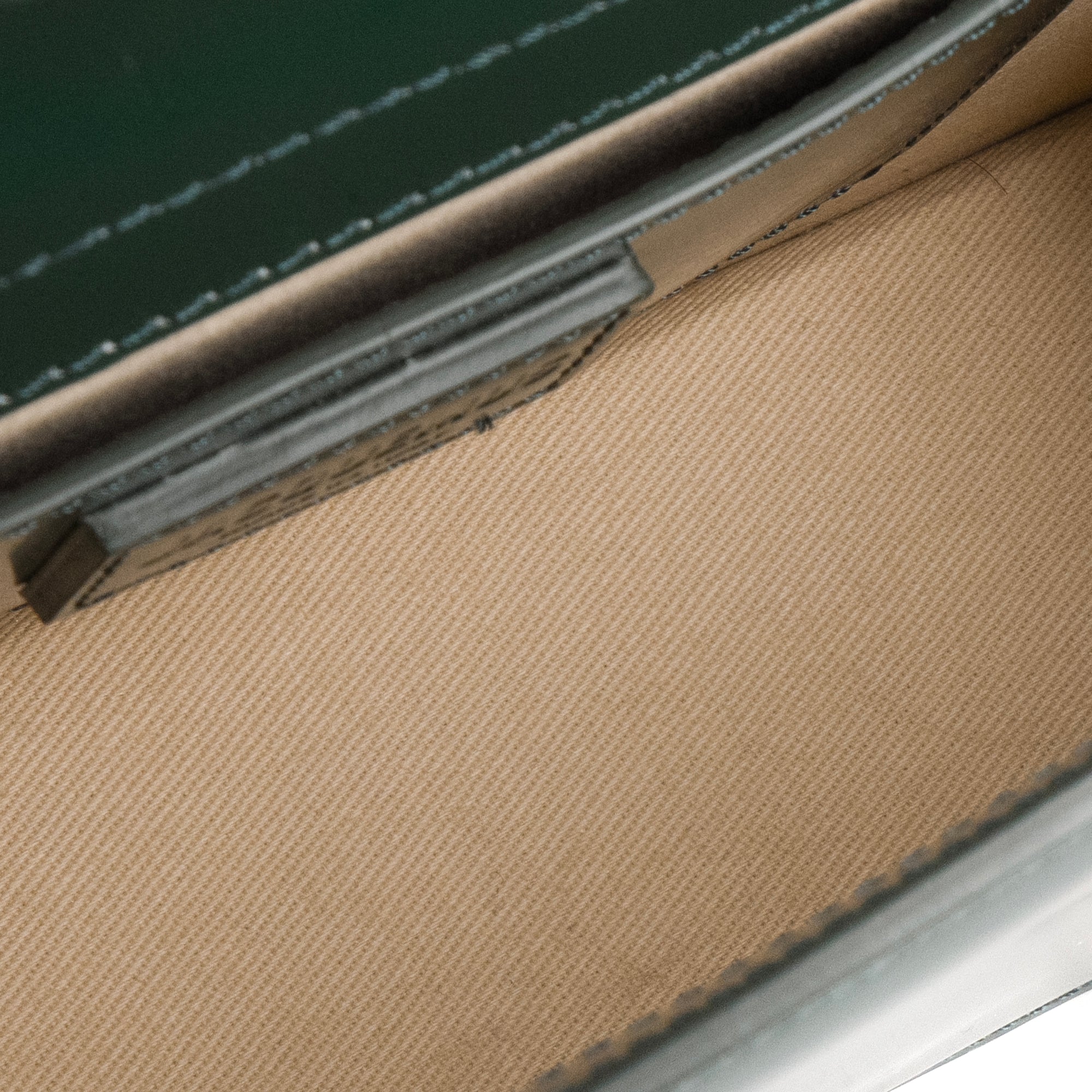 JACQUEMUS - Sac à bandoulière Le Grand Bambino Jacquemus en cuir glacé vert