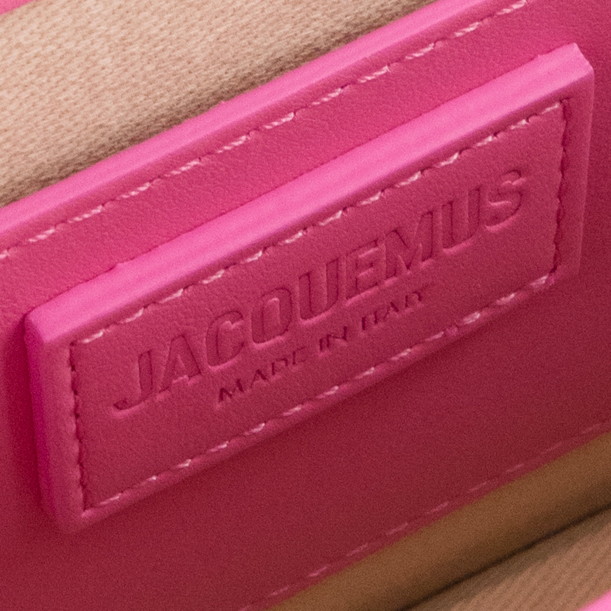 JACQUEMUS - Sac à épaule Le Bambino long Jacquemus en cuir rose