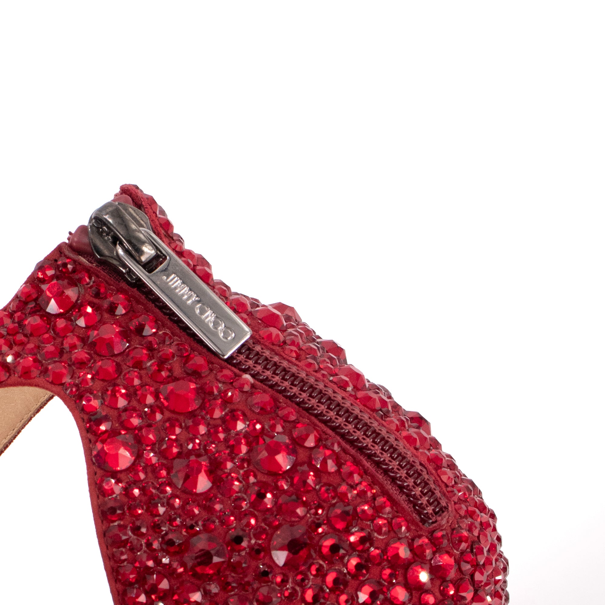 JIMMY CHOO - Sandales à talon Viola Jimmy Choo ornées de cristaux rouges