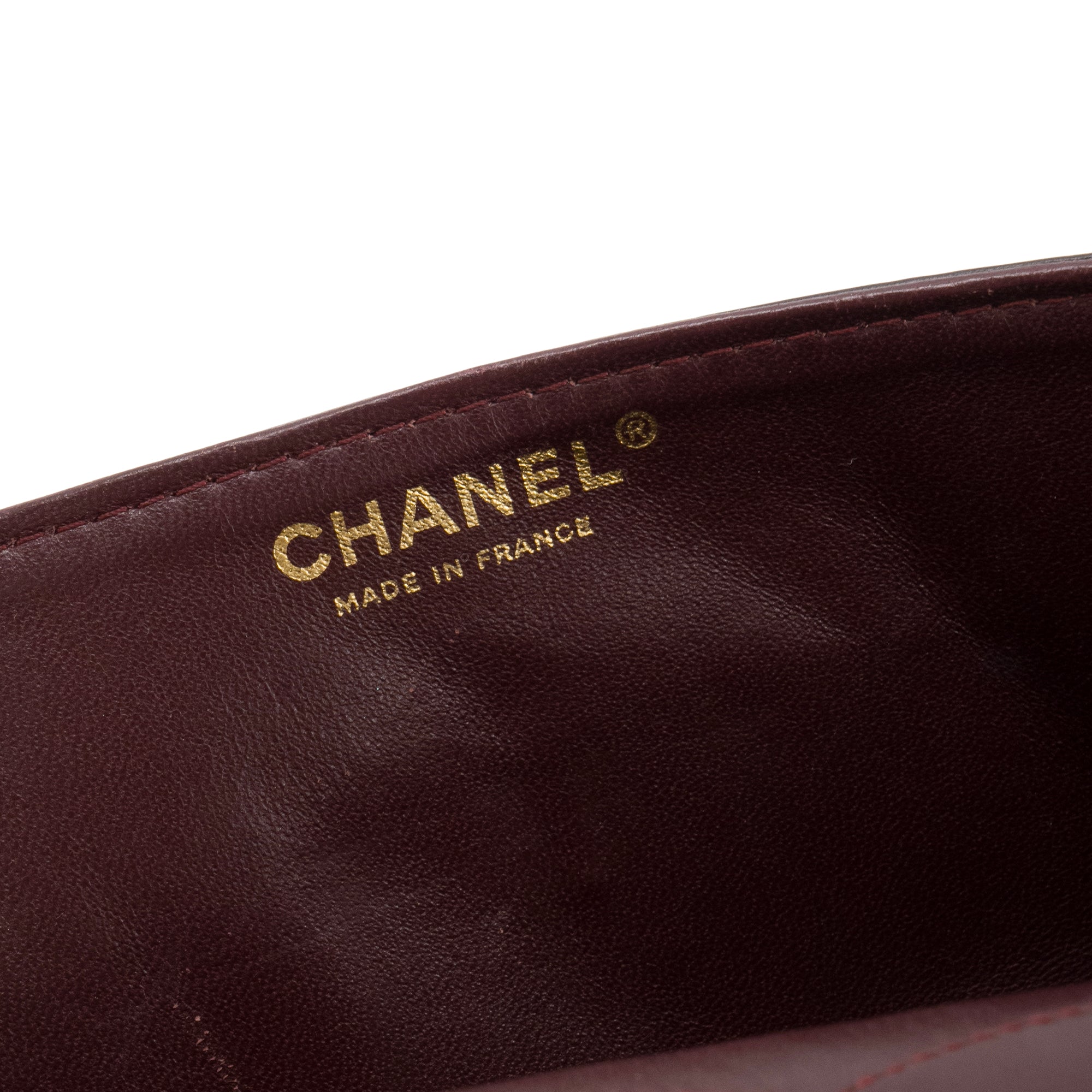 CHANEL - Sac à bandoulière 2.55 Maxi Jumbo Chanel en cuir froissé noir