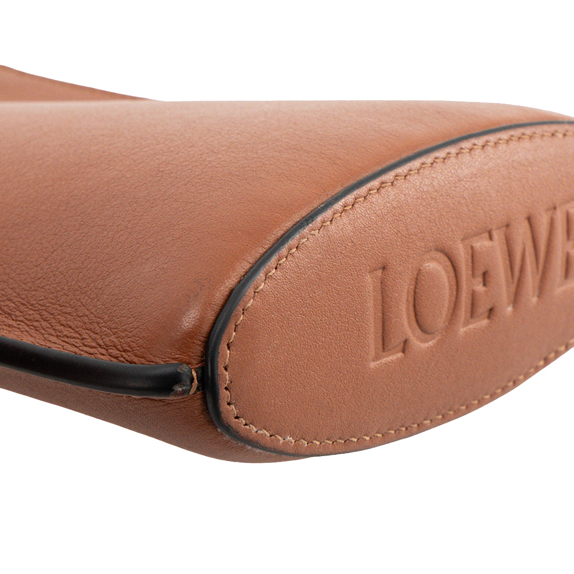LOEWE - Sac à bandoulière Dice Pocket Loewe en cuir lisse marron