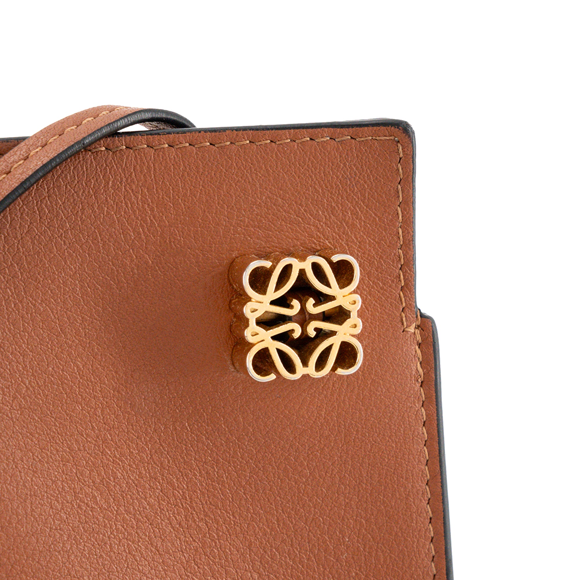 LOEWE - Sac à bandoulière Dice Pocket Loewe en cuir lisse marron