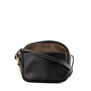 LOEWE - Sac à bandoulière Loewe en cuir froissé marron et cuir lisse noir vintage