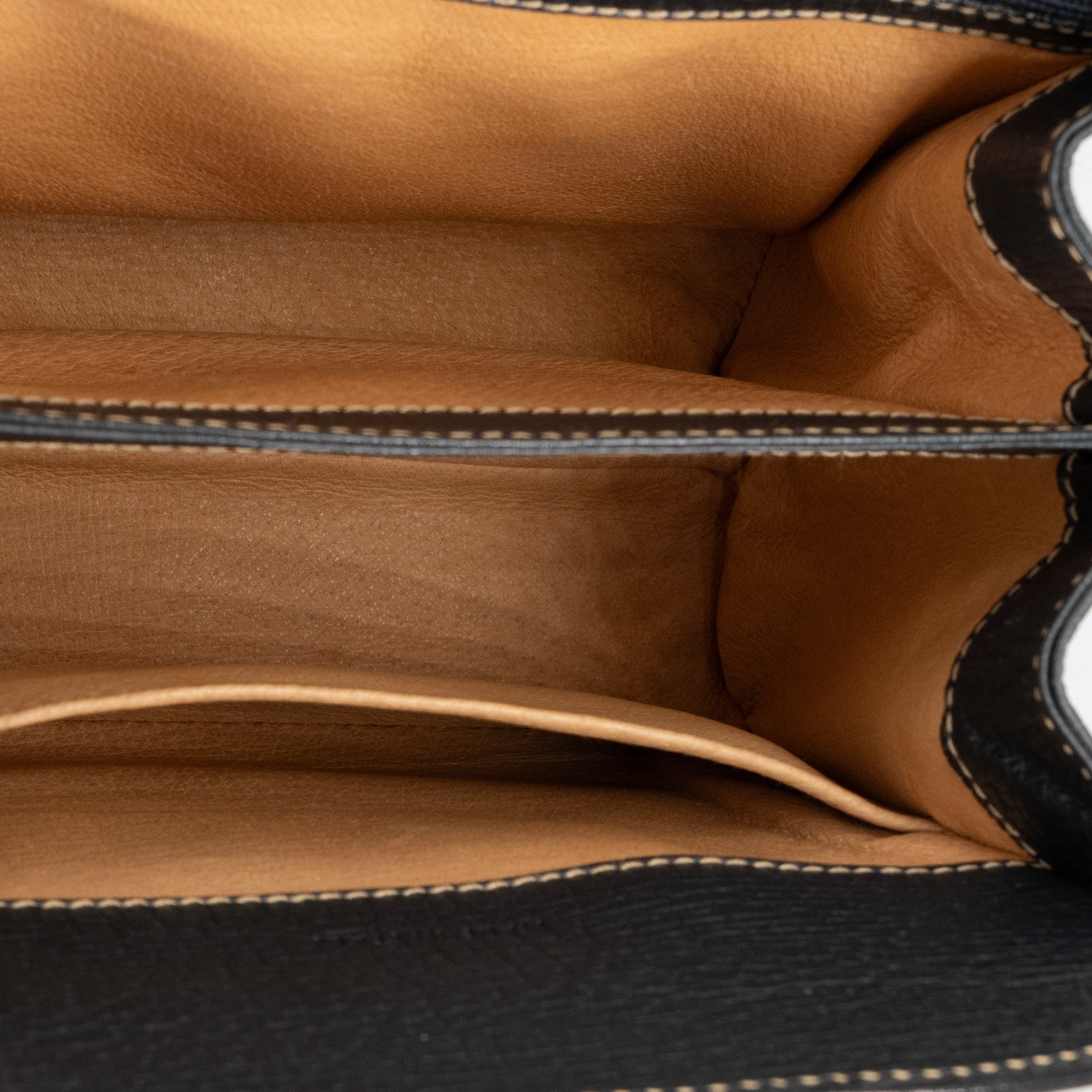 LOEWE - Sac à bandoulière Loewe en cuir grainé bleu marine vintage