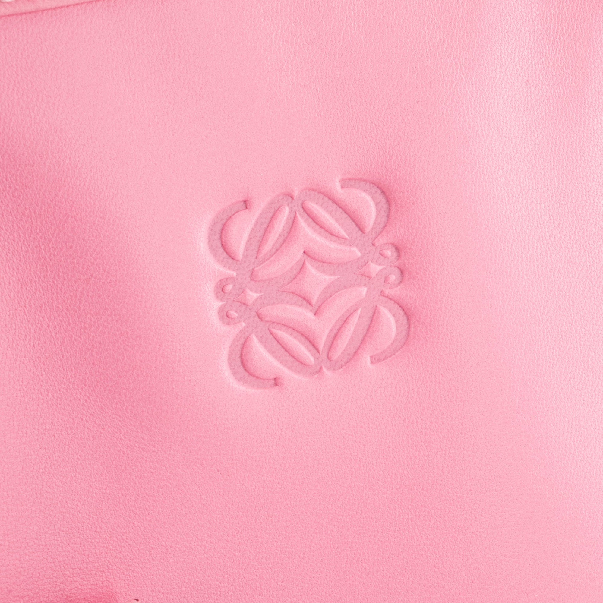 LOEWE - Sac à main Amazona Loewe en cuir lisse rose