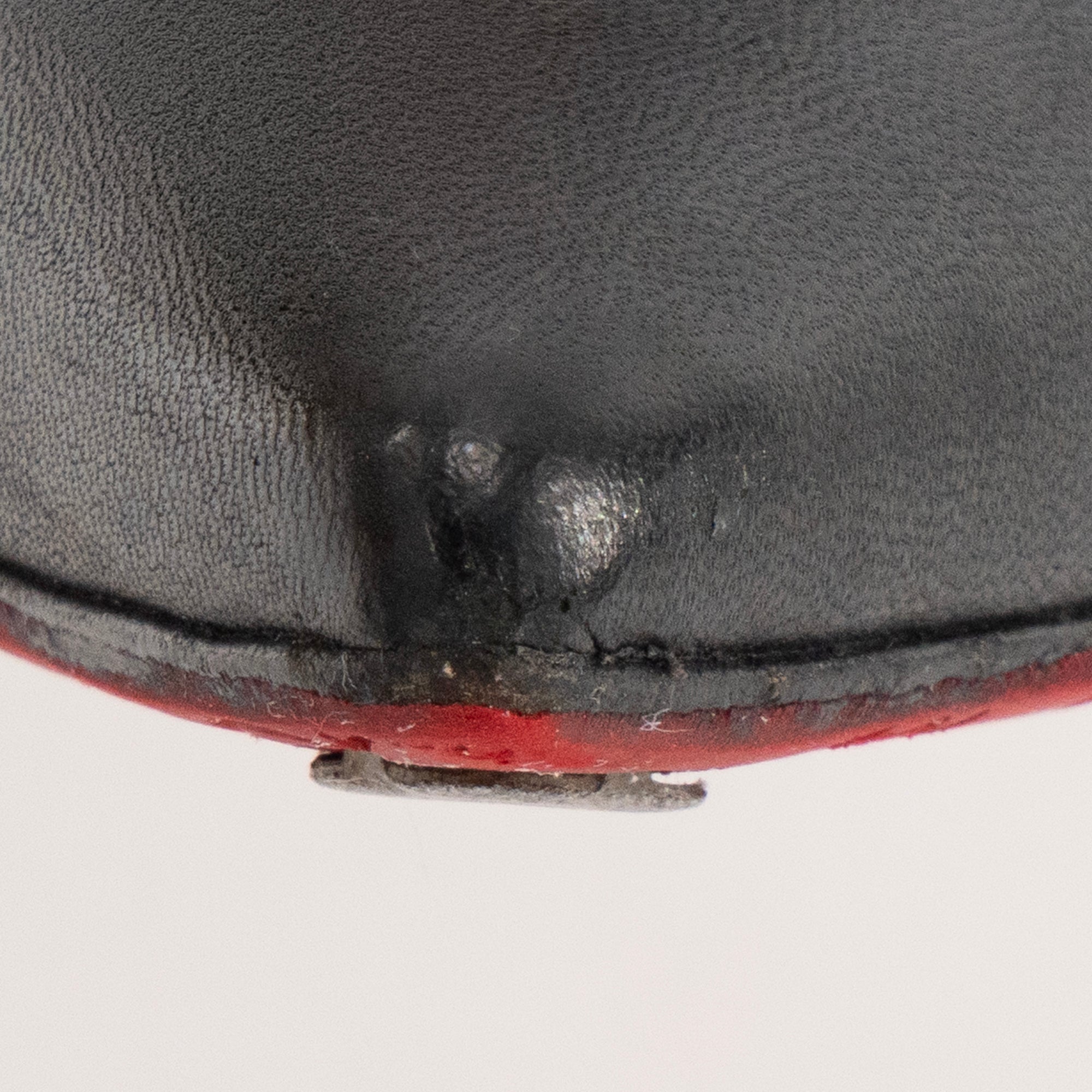 LOUBOUTINS - Escarpins Conclusive Louboutin en cuir lisse noir (T36,5)