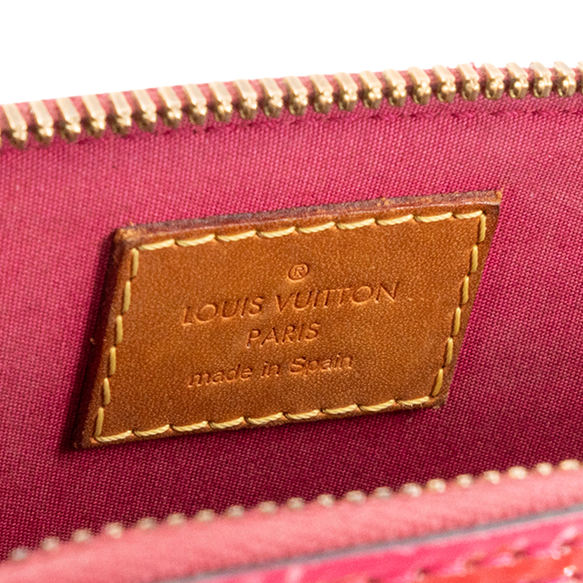 LOUIS VUITTON - Sac à bandoulière Alma BB Louis Vuitton en cuir verni rouge
