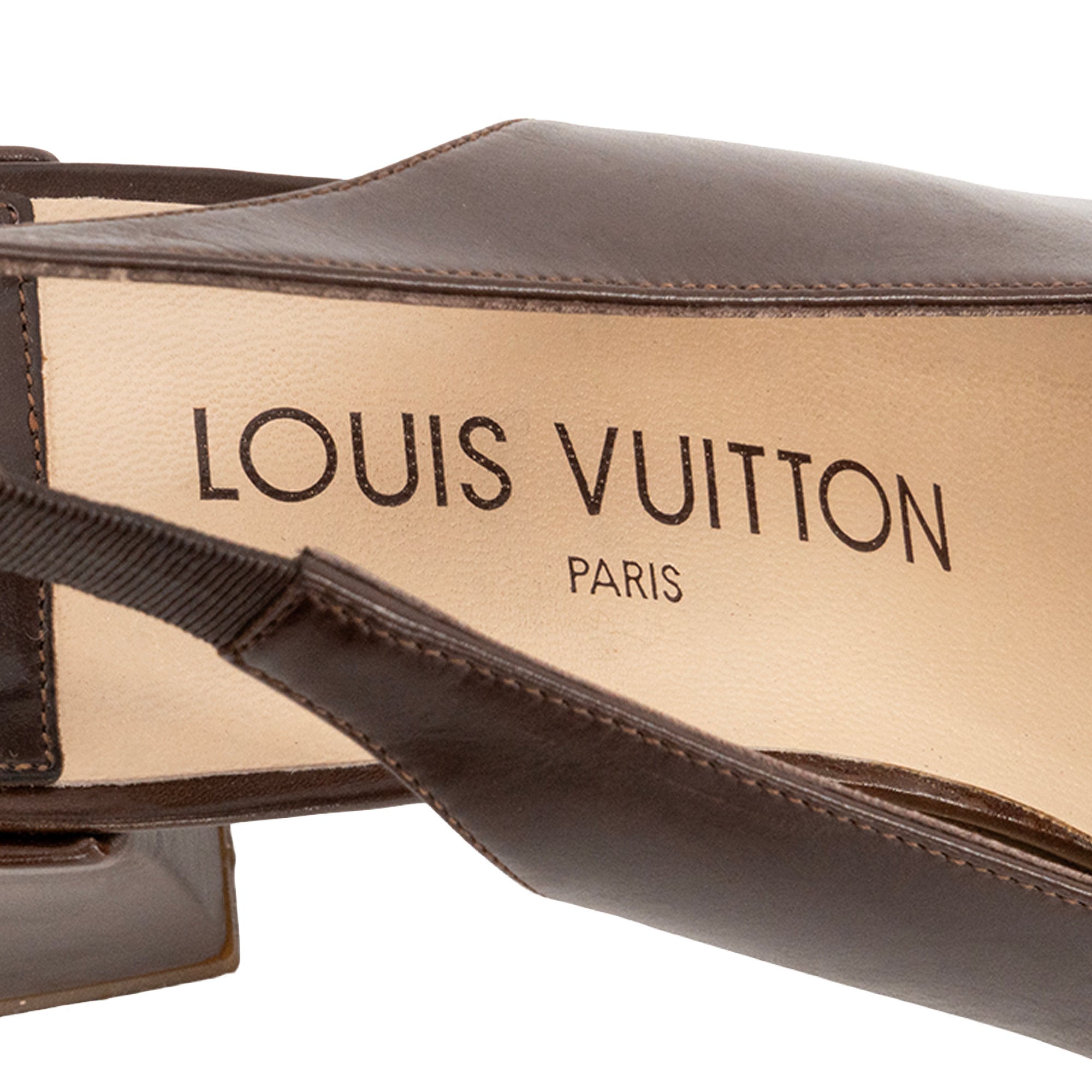 LOUIS VUITTON - Babies à talons Louis Vuitton en cuir lisse marron (T37,5)