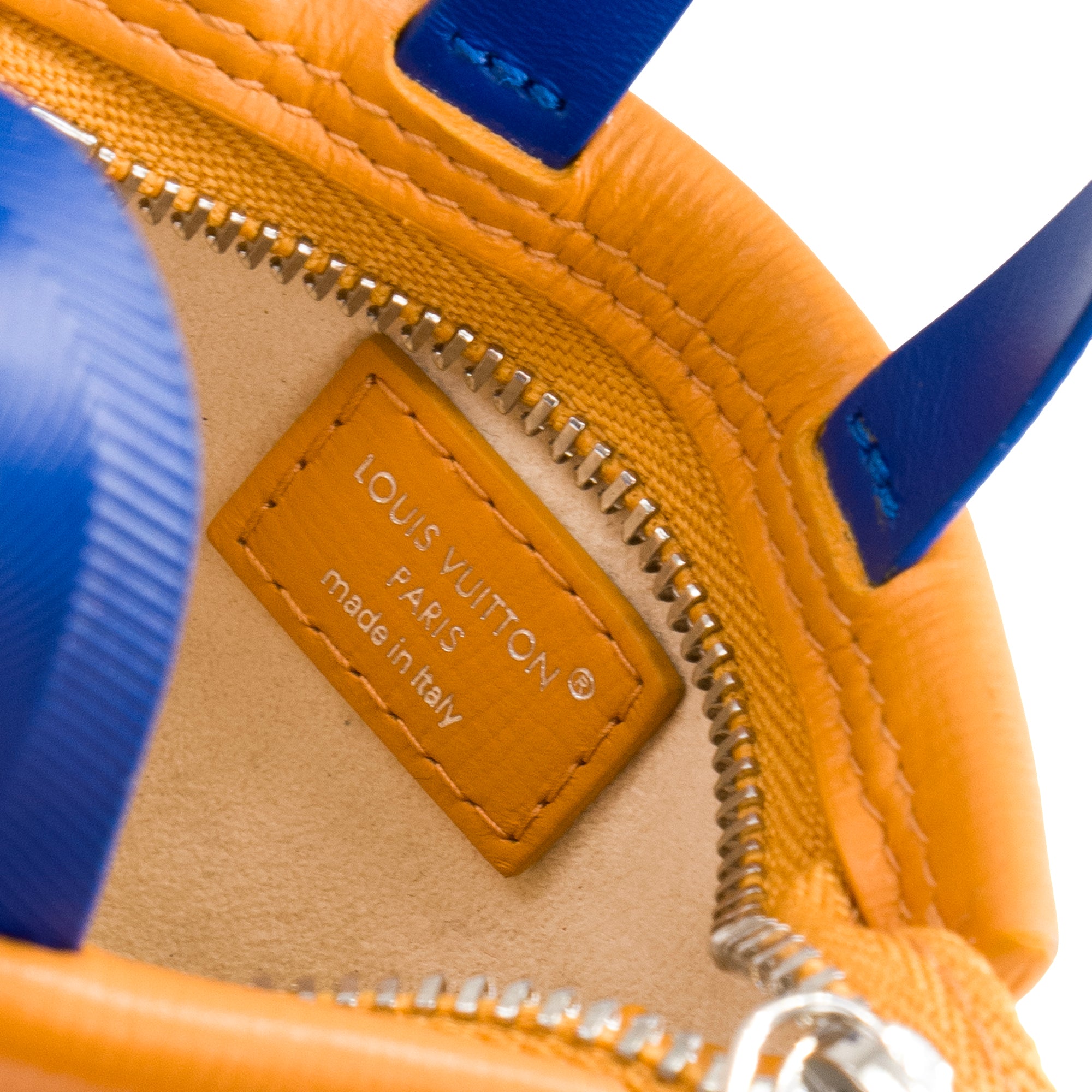 LOUIS VUITTON - Bijou de sac LV Mini Shopper Louis Vuitton en cuir orange