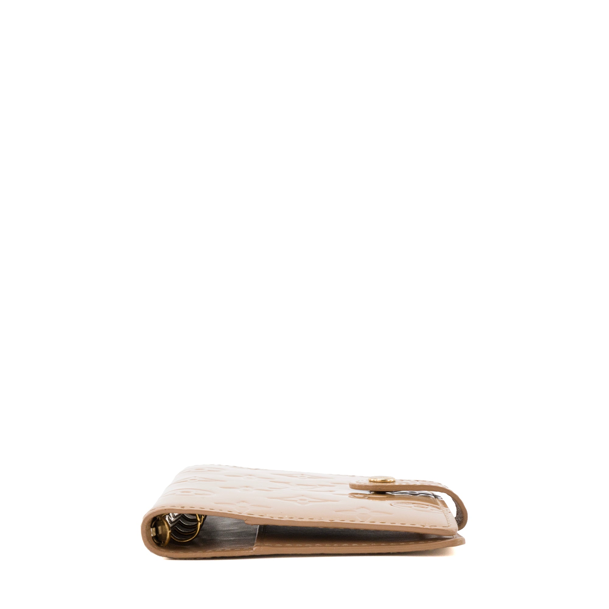 LOUIS VUITTON - Couverture agenda PM Louis Vuitton en cuir empreinte verni beige vintage
