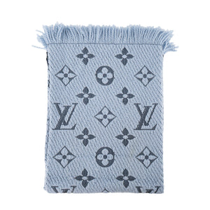 LOUIS VUITTON - Écharpe Logomania Louis Vuitton en laine bleue et soie grise