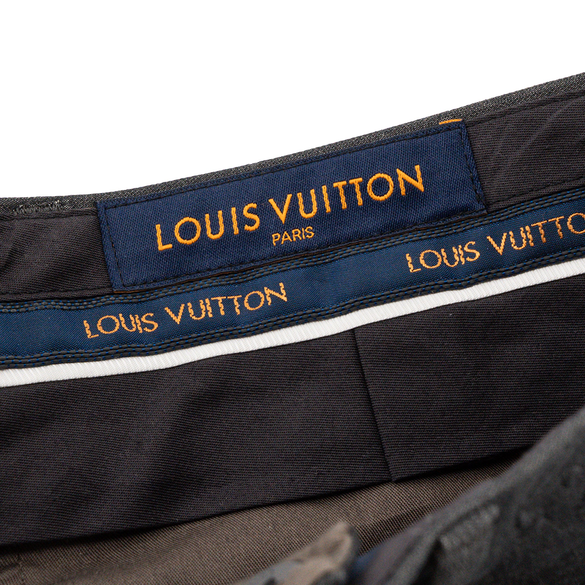 LOUIS VUITTON - Pantalon Louis Vuitton en toile monogrammée grise (T44)