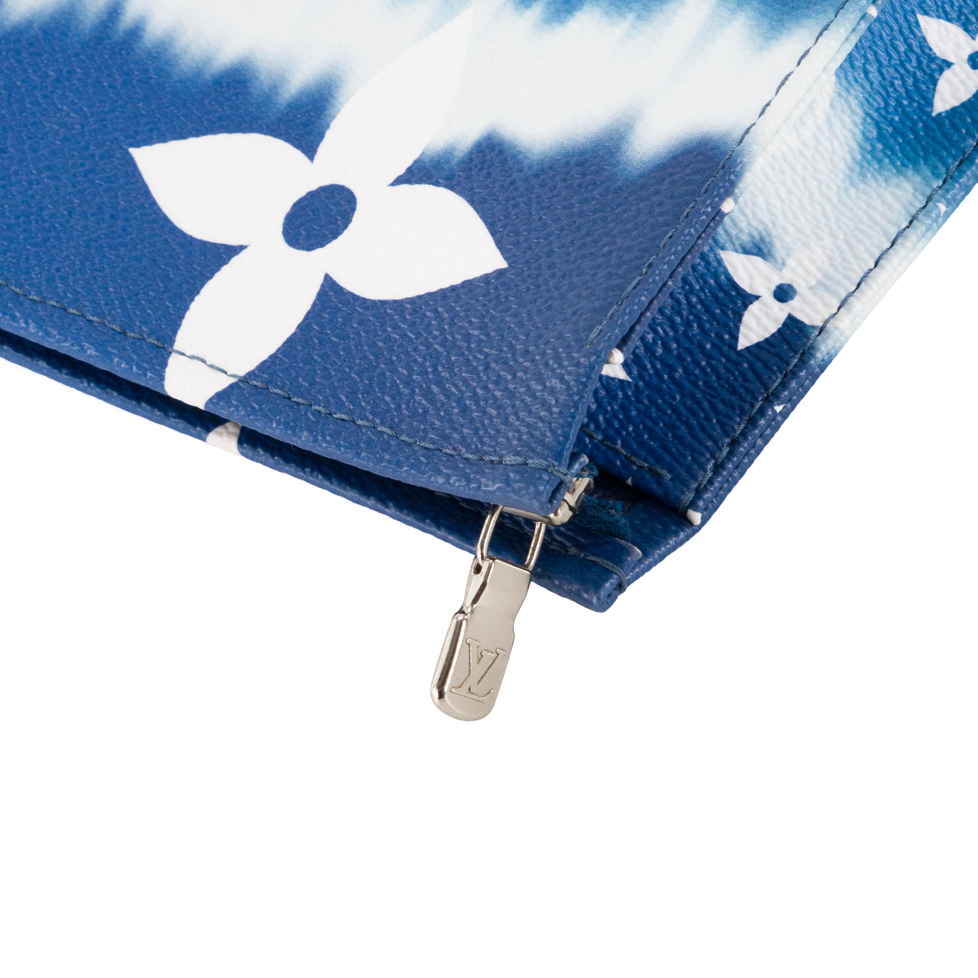 LOUIS VUITTON - Pochette 26 Escale Louis Vuitton en toile enduite bleu édition limitée