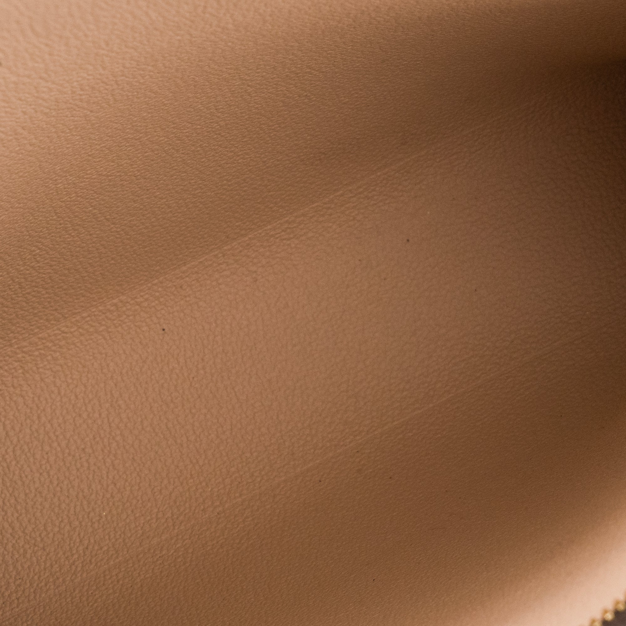 LOUIS VUITTON - Pochette 26 Louis Vuitton en toile enduite monogrammée