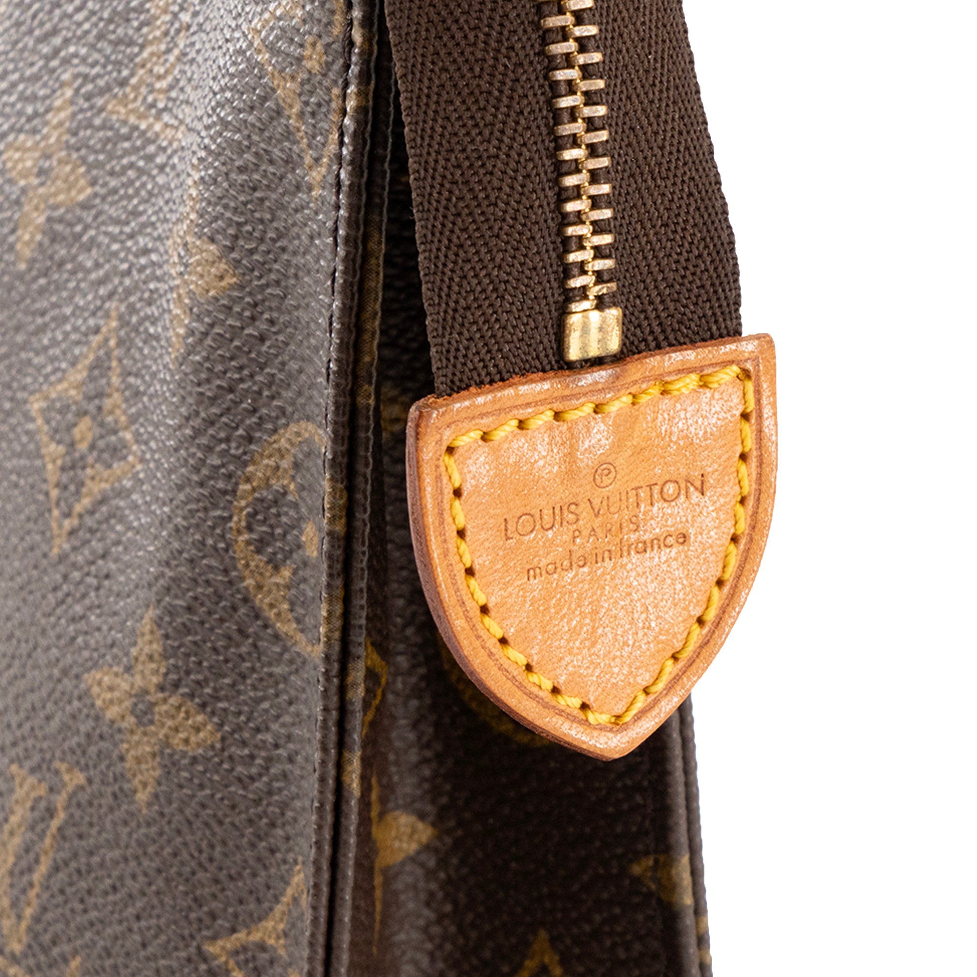 LOUIS VUITTON - Pochette 26 Louis Vuitton en toile enduite monogrammée vintage