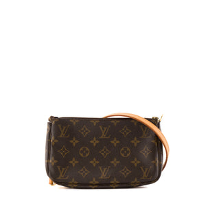 LOUIS VUITTON - Pochette Accessoire avec bandoulière Louis Vuitton en toile monogrammée vintage
