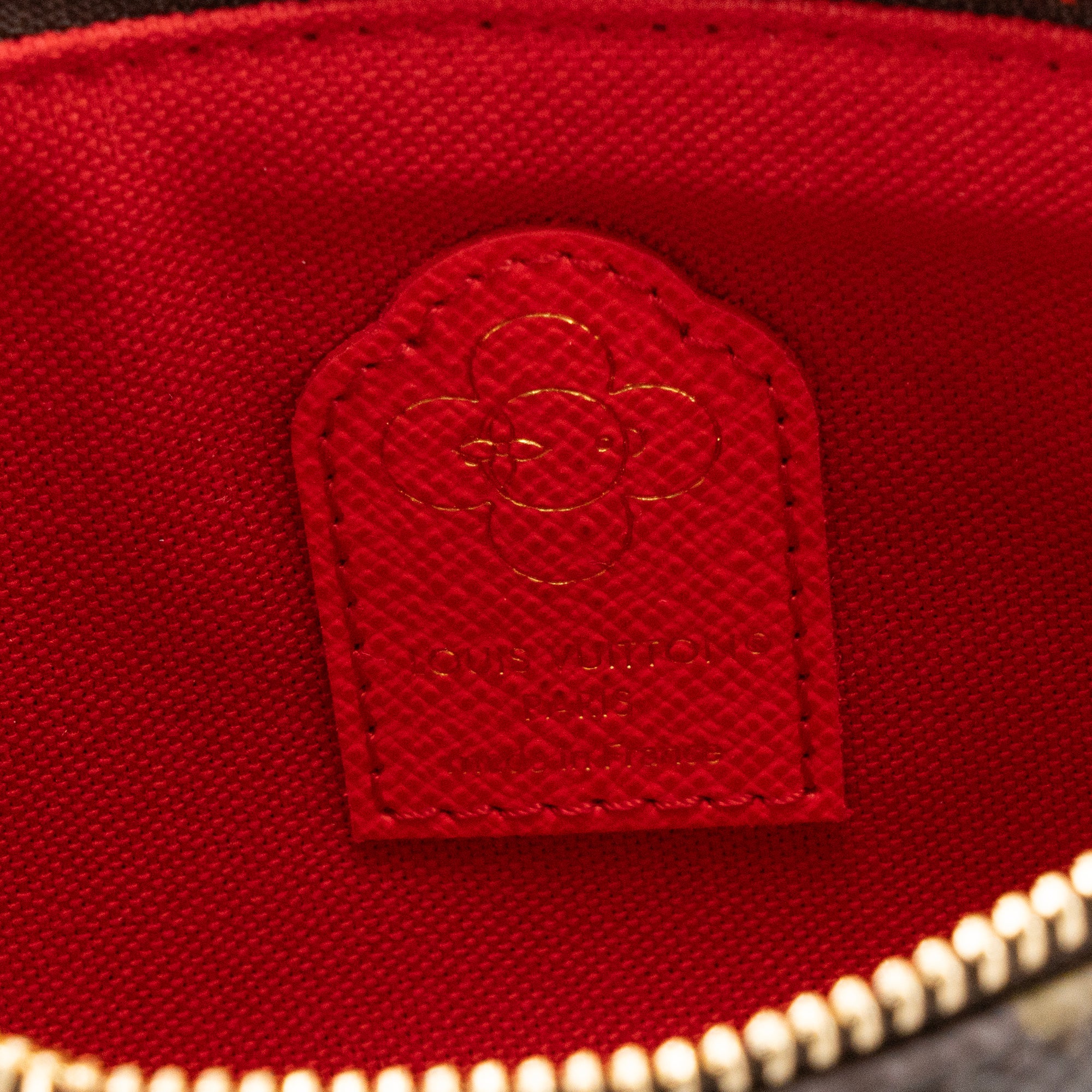 LOUIS VUITTON - Pochette Accessoires Candy Factory mini Louis Vuitton en toile enduite monogrammée édition limitée