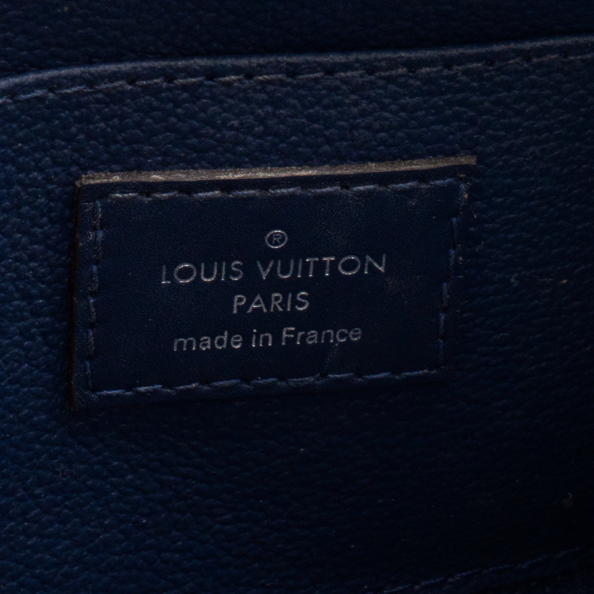 LOUIS VUITTON - Pochette cosmétique Escale Louis Vuitton en toile enduite bleu édition limitée