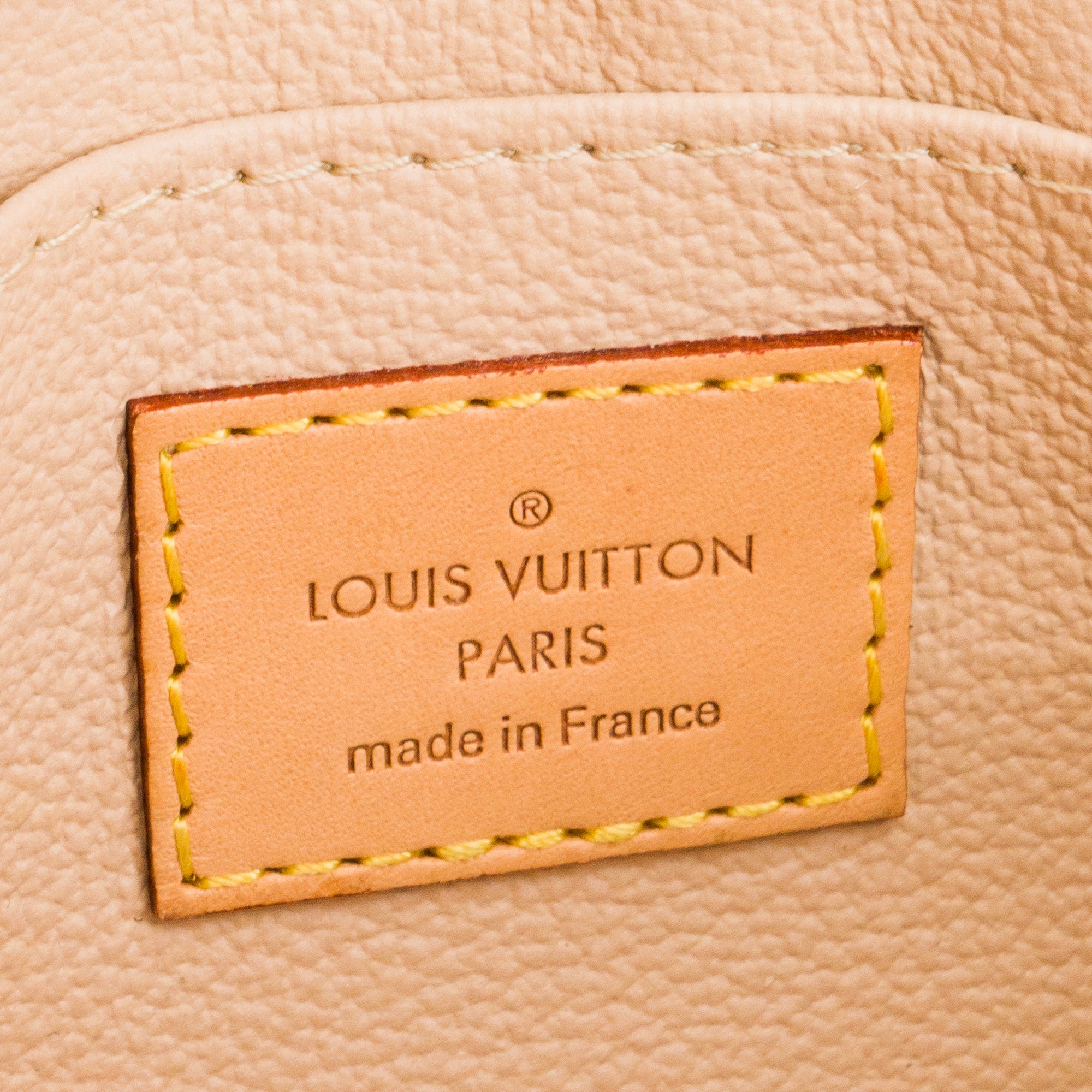 LOUIS VUITTON - Pochette Cosmétique PM Louis vuitton en toile enduite monogrammée