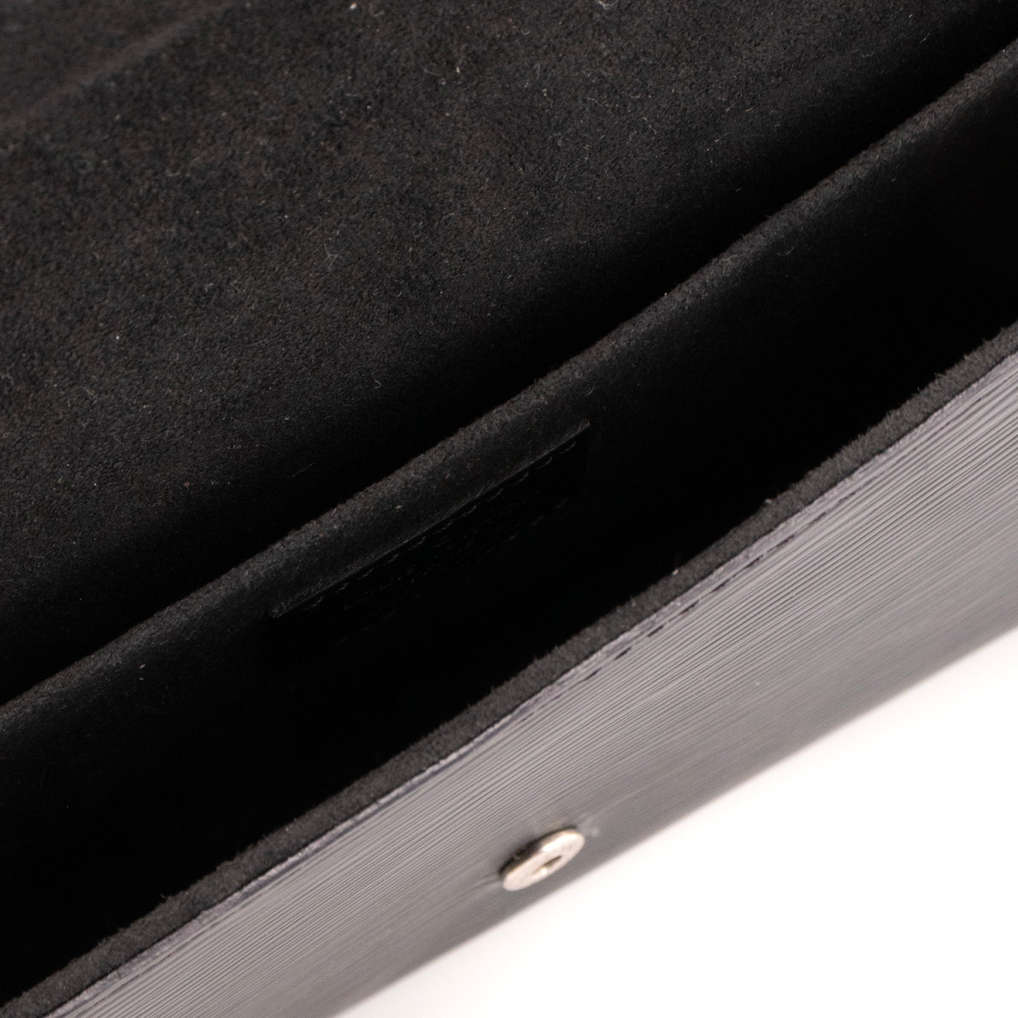 LOUIS VUITTON - Sac à bandoulière Pochette Félicie Louis Vuitton en cuir épi noir