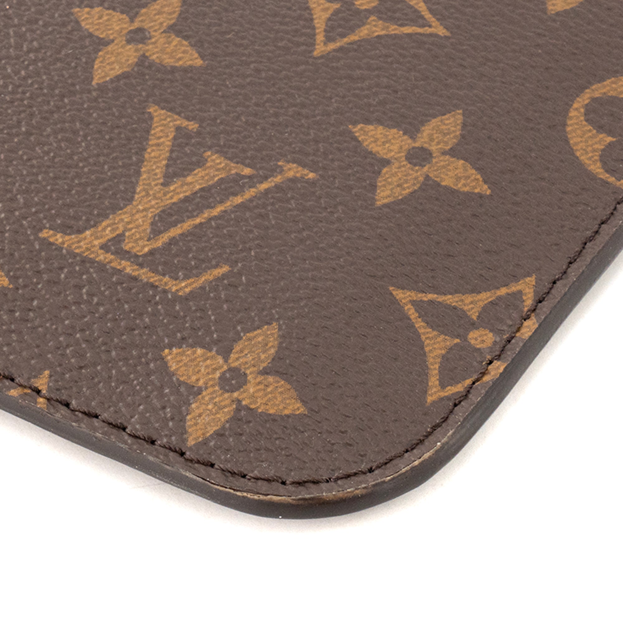 LOUIS VUITTON - Pochette Neverfull Louis Vuitton en toile enduite monogrammée