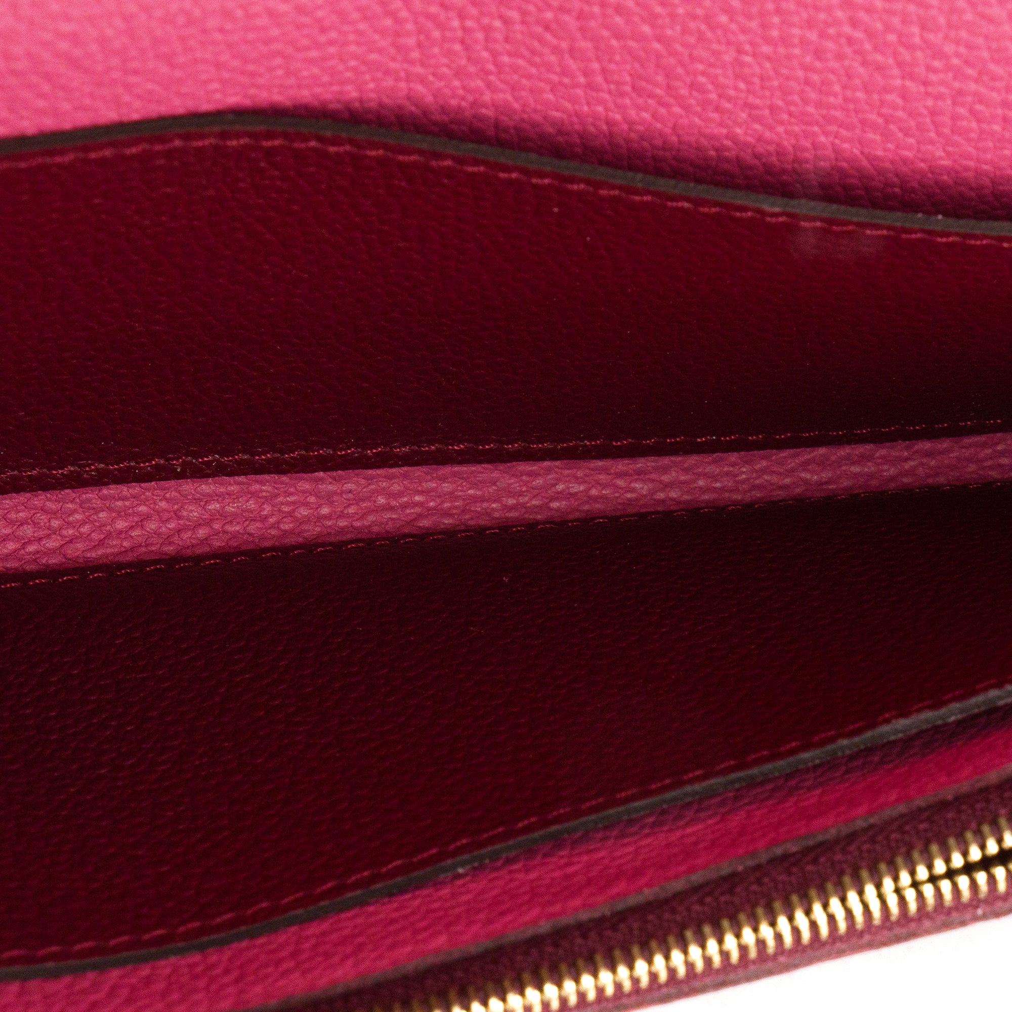 LOUIS VUITTON - Portefeuille Emilie Louis Vuitton en cuir empreinte bordeaux
