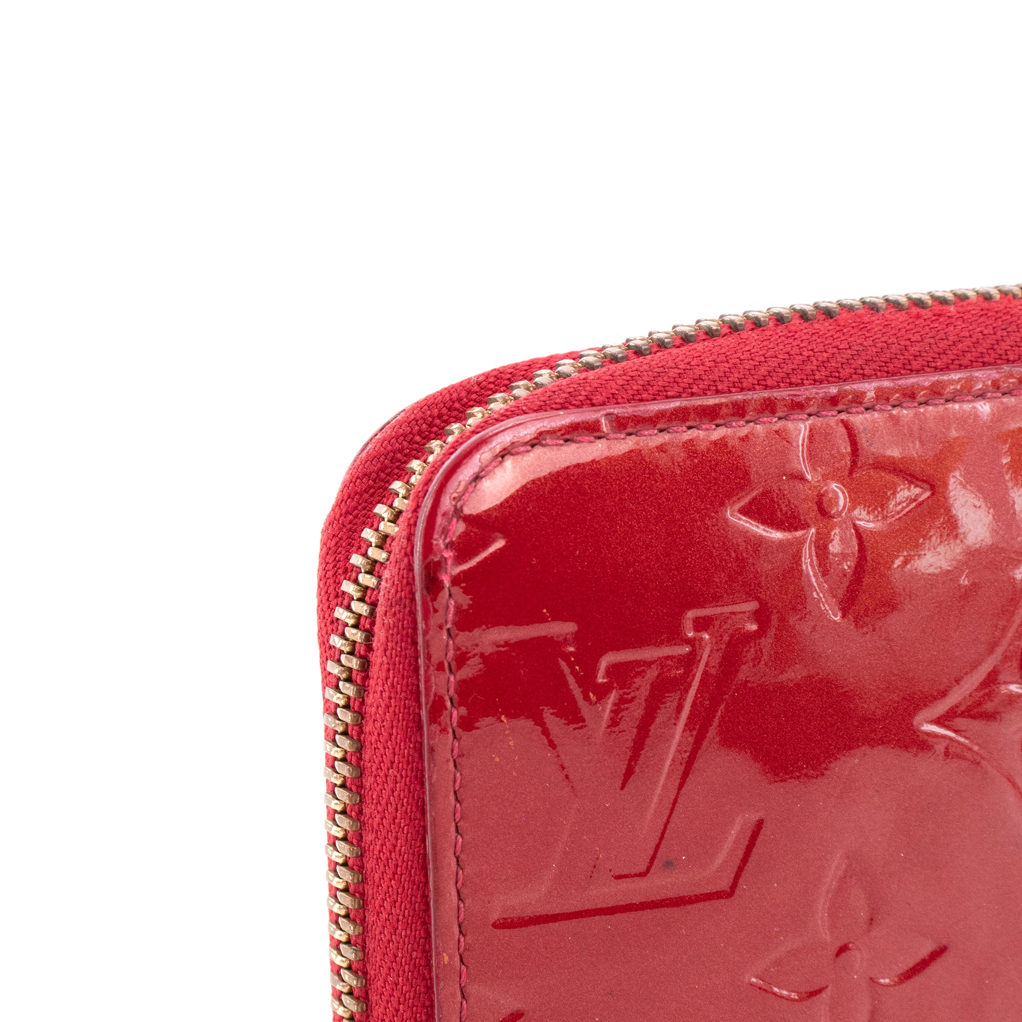 LOUIS VUITTON - Louis Vuitton Zippy wallet in red patent leather