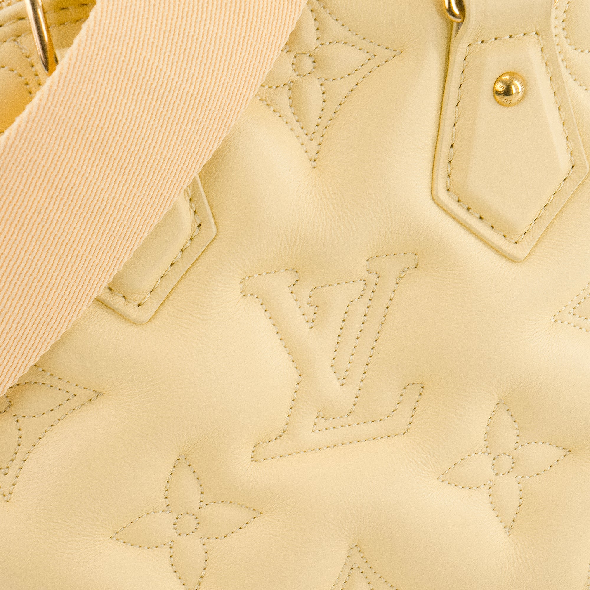 LOUIS VUITTON - Sac à bandoulière Alma BB Bubblegram Louis Vuitton en cuir jaune édition limitée