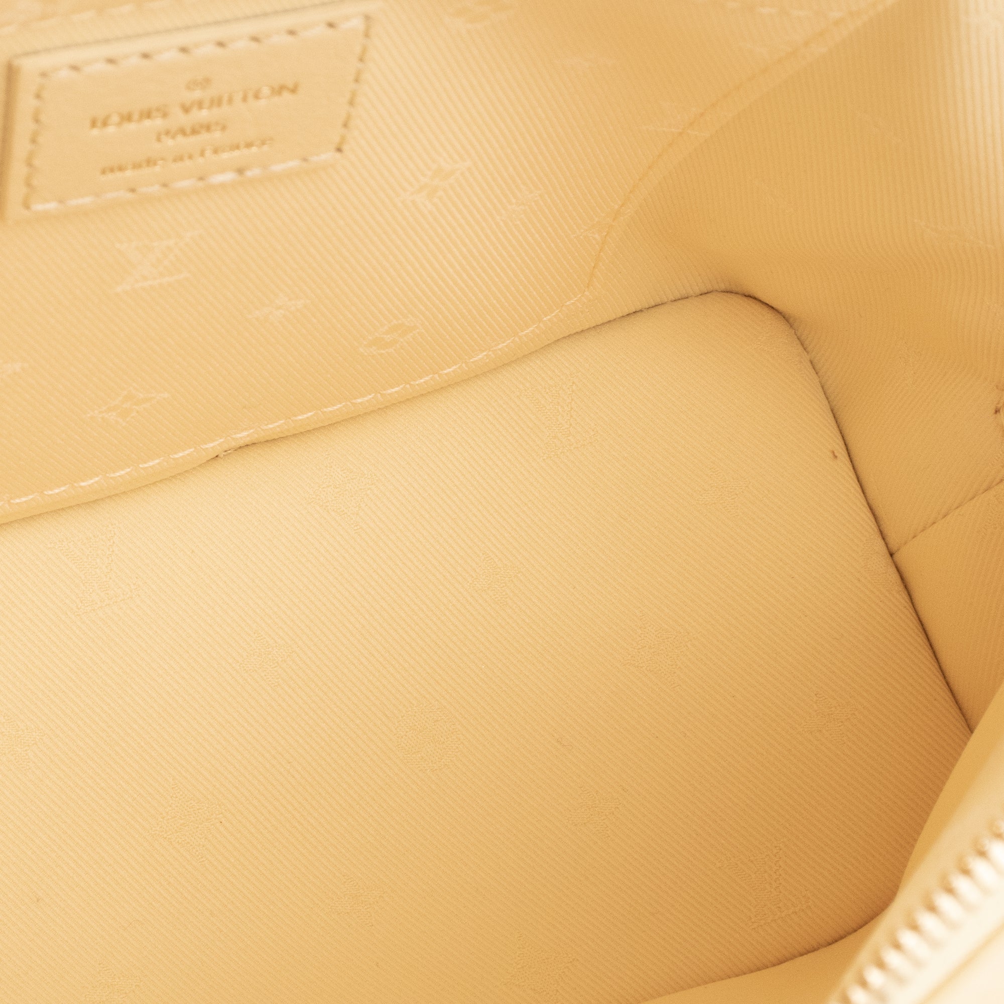 LOUIS VUITTON - Sac à bandoulière Alma BB Bubblegram Louis Vuitton en cuir jaune