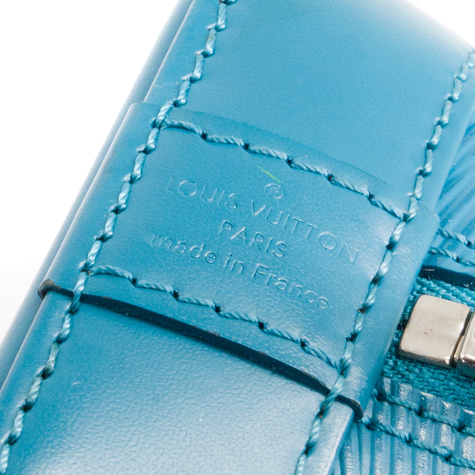 LOUIS VUITTON - Sac à bandoulière Alma BB Louis Vuitton en cuir épi bleu canard