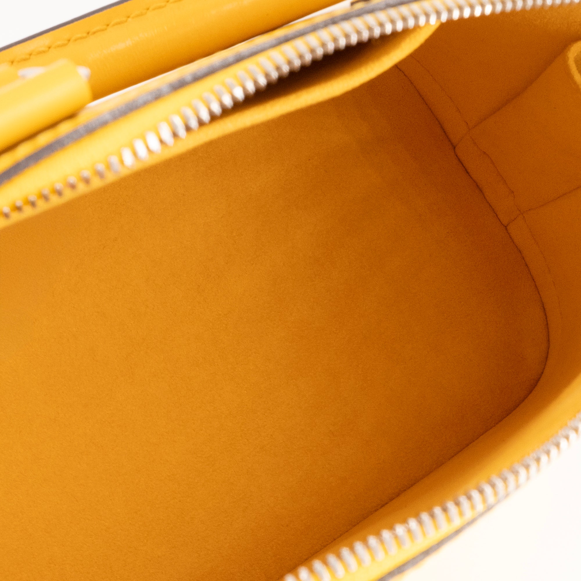 LOUIS VUITTON - Sac à bandoulière Alma BB Louis Vuitton en cuir épi bleu jaune