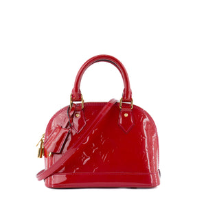 LOUIS VUITTON - Sac à bandoulière Alma BB Louis Vuitton en cuir verni framboise