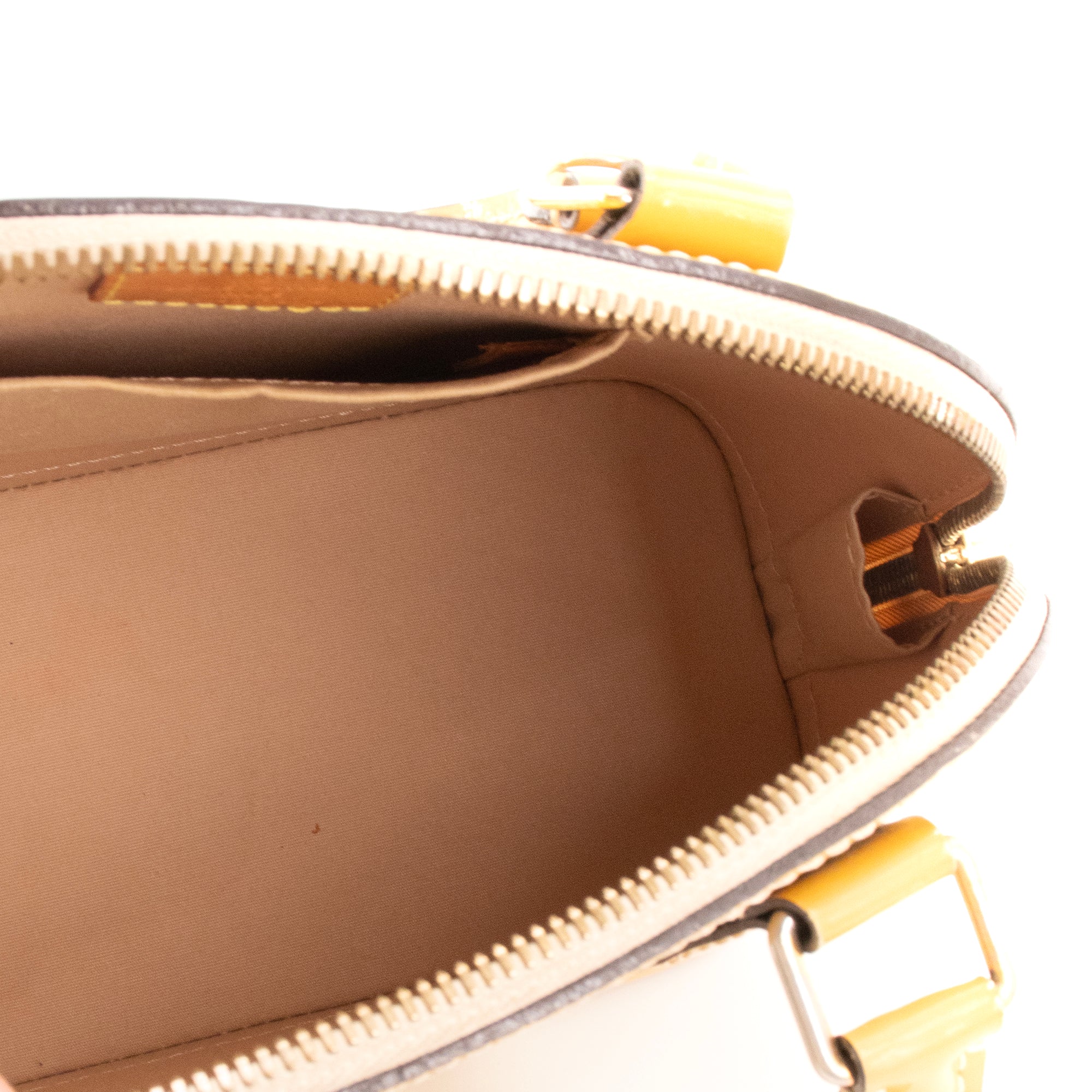 LOUIS VUITTON - Louis Vuitton Alma BB shoulder bag in mustard yellow patent leather