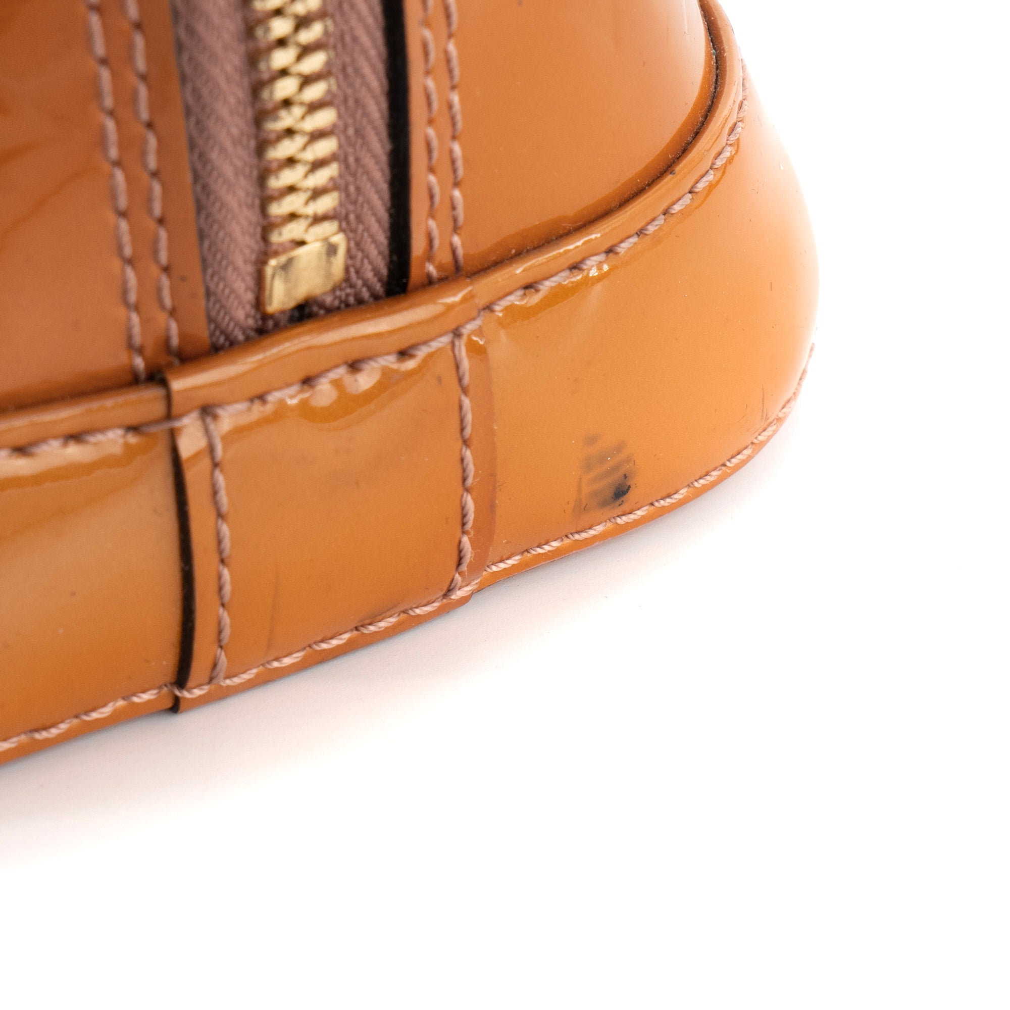 LOUIS VUITTON - Sac à Bandoulière Alma BB Louis Vuitton en cuir verni orange