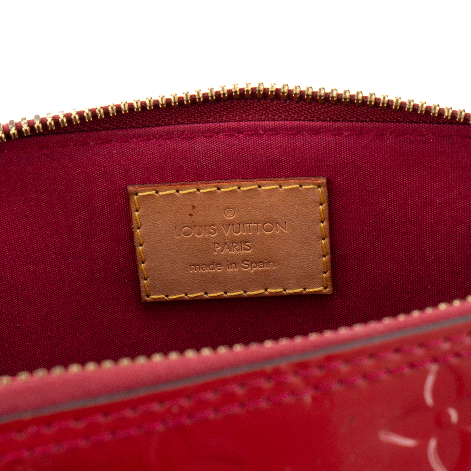 LOUIS VUITTON - Sac à bandoulière Alma BB Louis Vuitton en cuir verni rouge