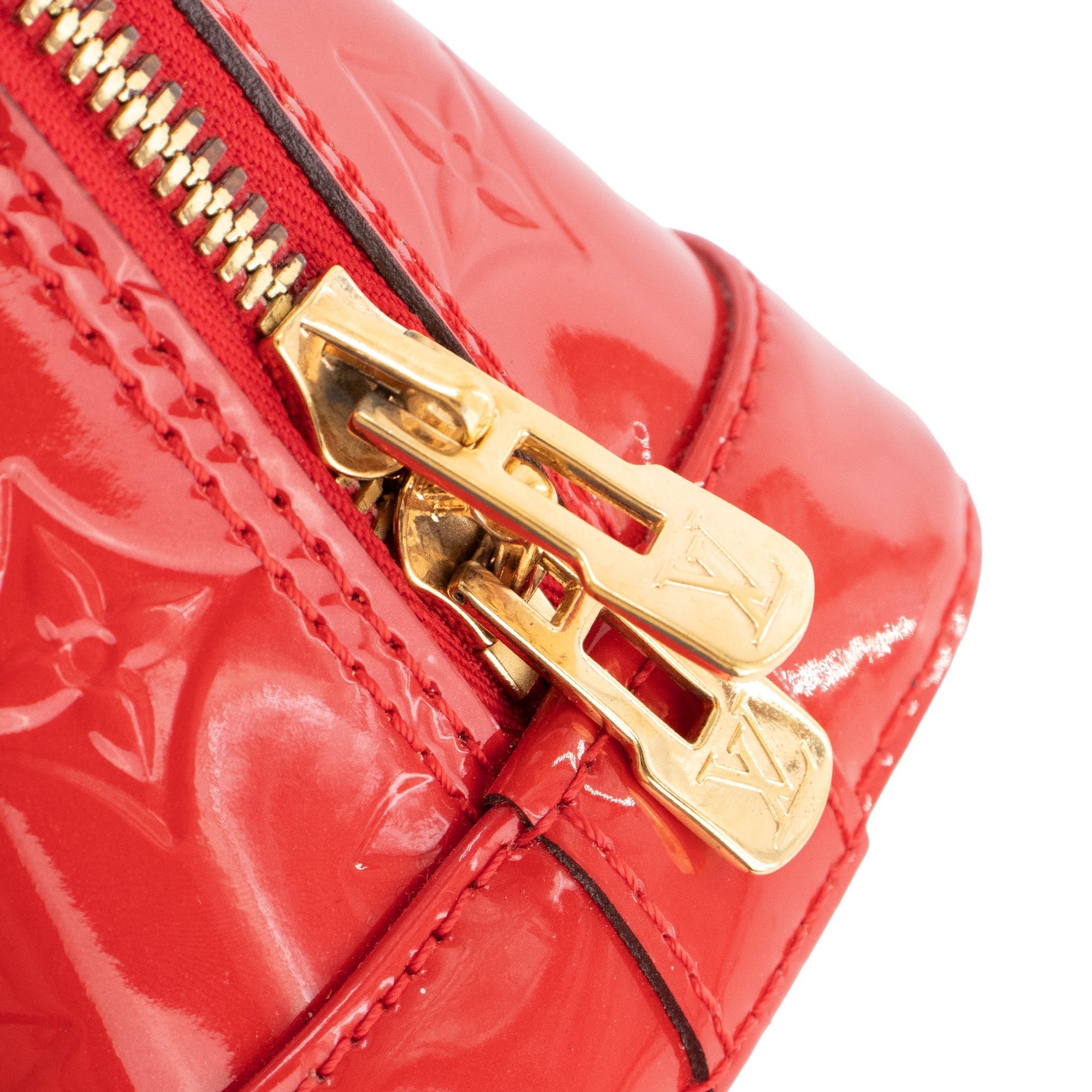 LOUIS VUITTON - Sac à bandoulière Alma BB Louis Vuitton en cuir verni rouge