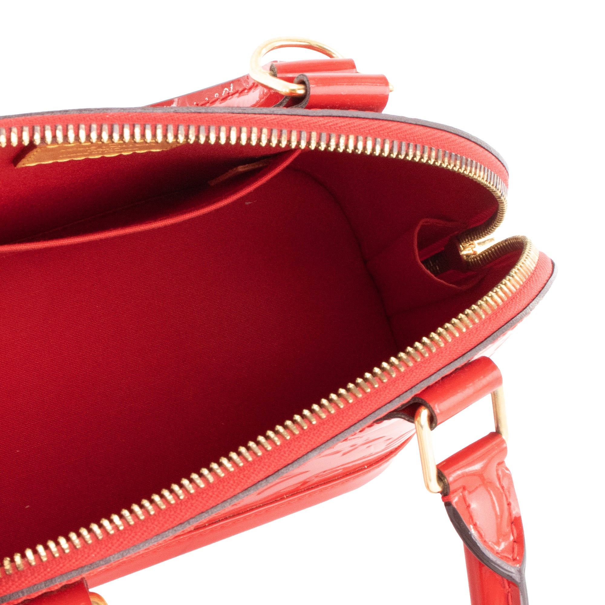 LOUIS VUITTON - Sac à bandoulière Alma BB Louis Vuitton en cuir verni rouge