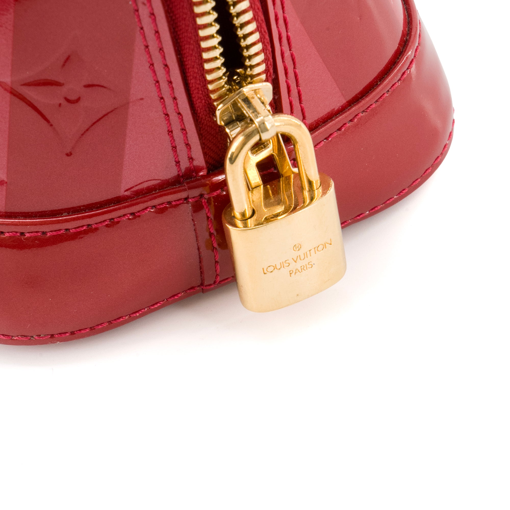 LOUIS VUITTON - Sac à bandoulière Alma BB Louis Vuitton en cuir verni rouge et rose édition limitée