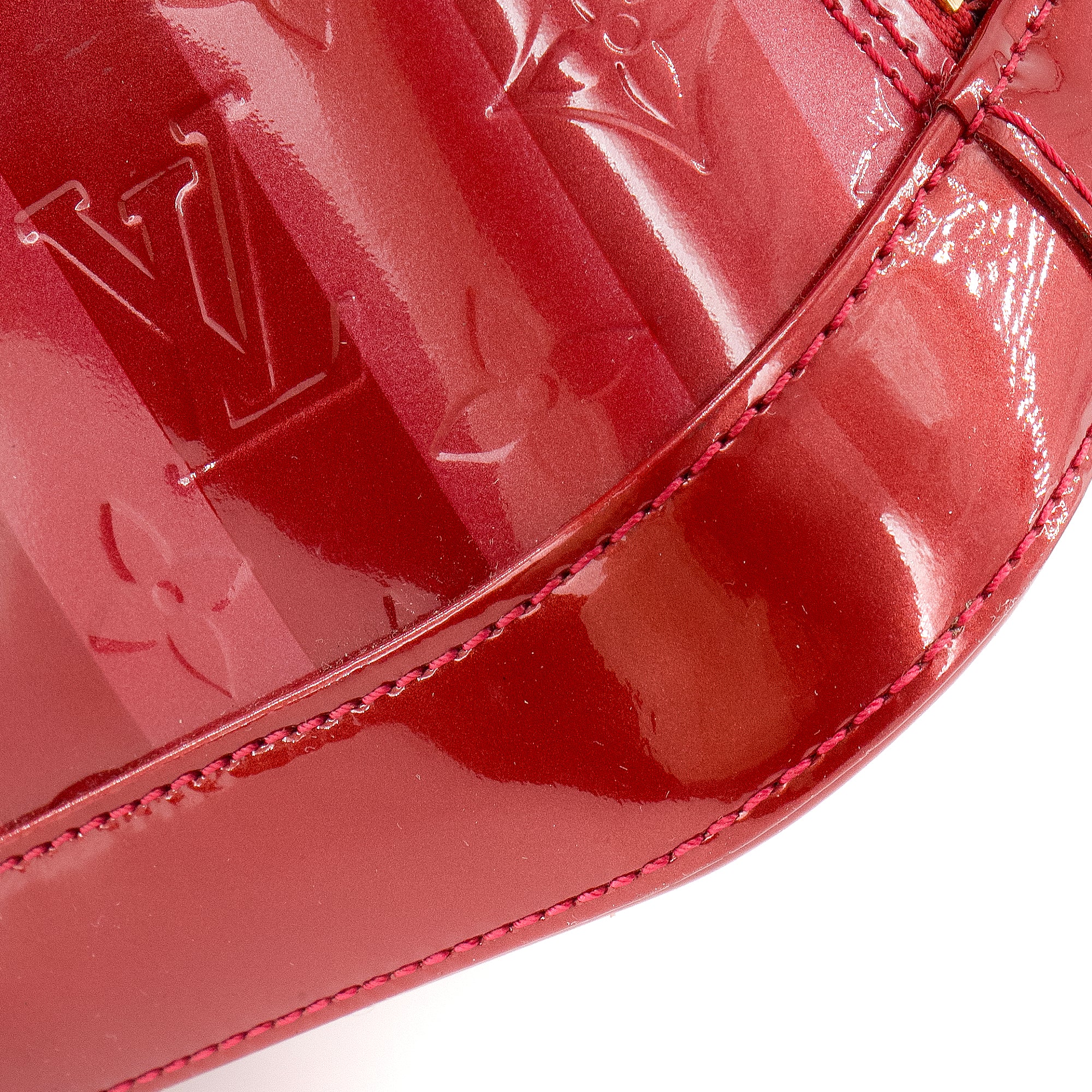 LOUIS VUITTON - Sac à bandoulière Alma BB Louis Vuitton en cuir verni rouge et rose édition limitée