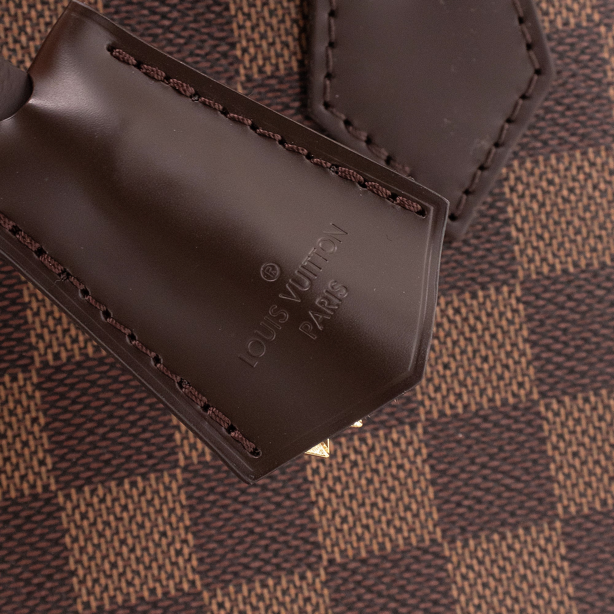 LOUIS VUITTON - Sac à bandoulière Alma BB Louis Vuitton en toile damier ébène