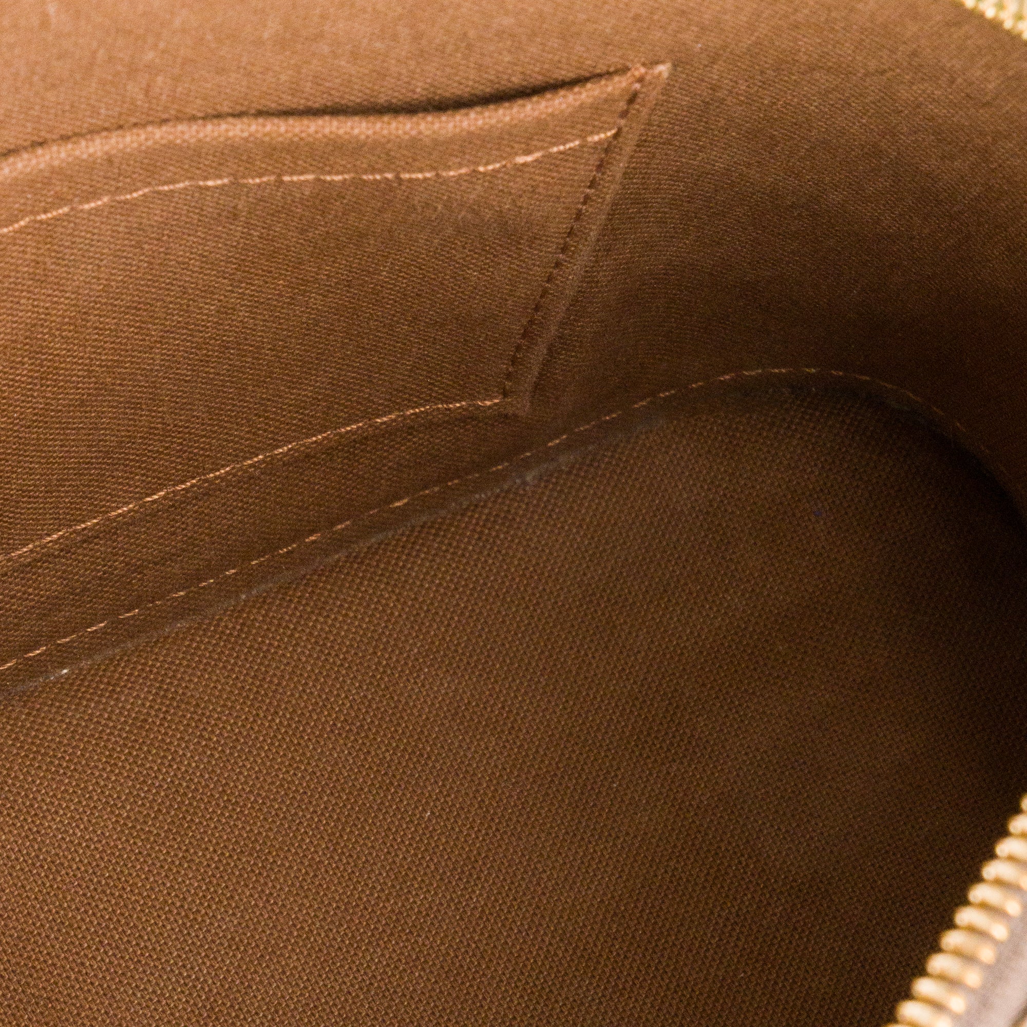 LOUIS VUITTON - Sac à bandoulière Alma BB Louis Vuitton en toile enduite monogrammée