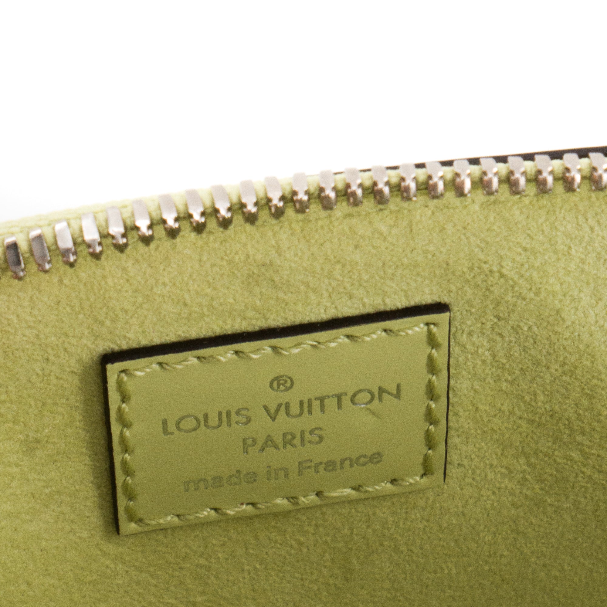 LOUIS VUITTON - Sac à bandoulière Alma nano Louis Vuitton en cuir épi vert pastel