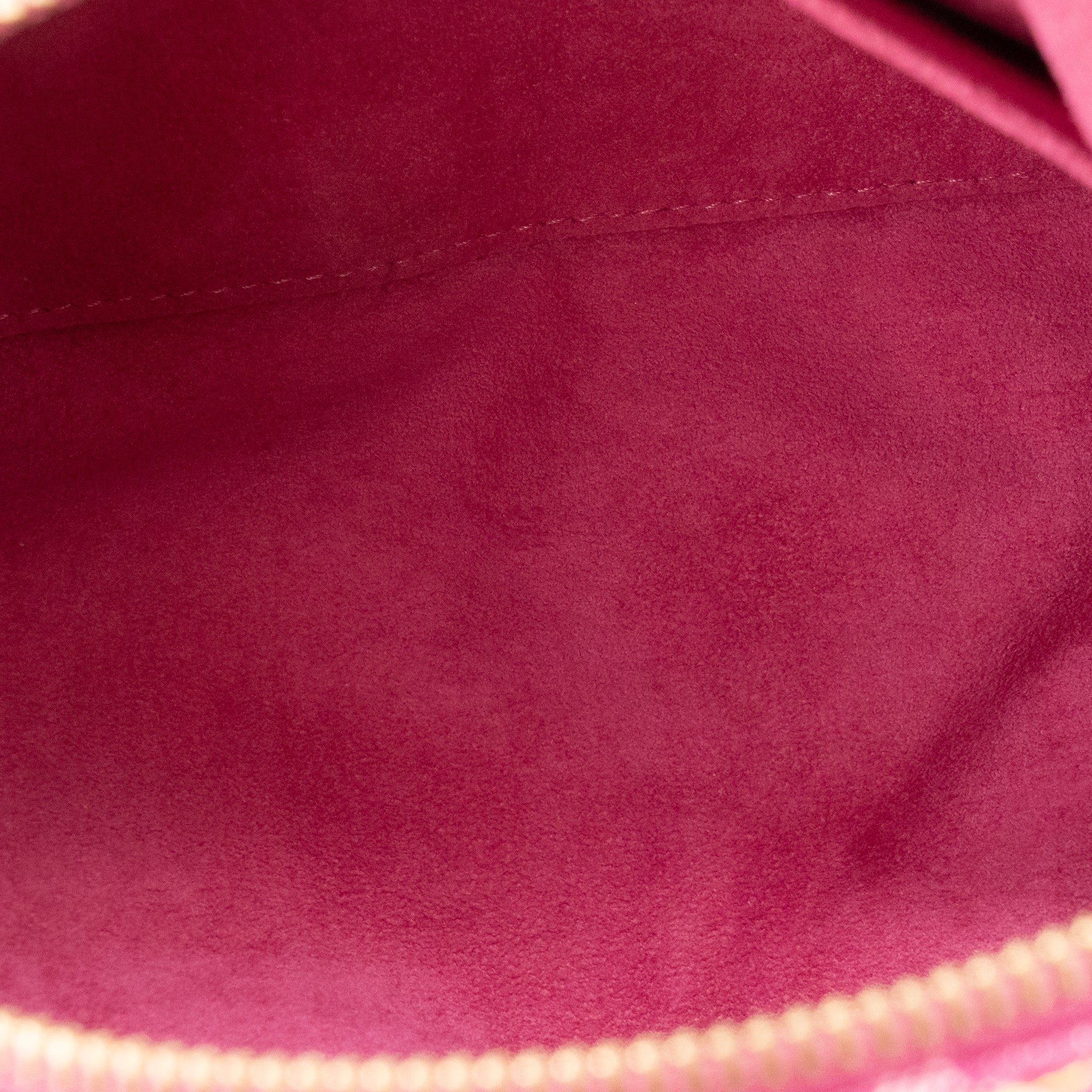 LOUIS VUITTON - Sac à bandoulière Baggy Louis Vuitton en denim rose