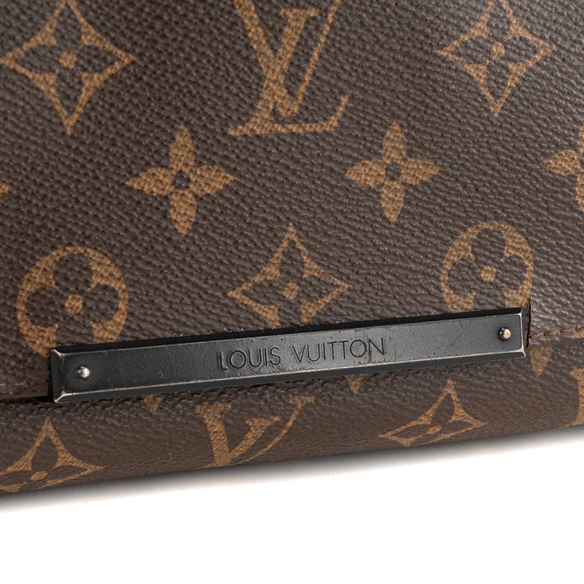 LOUIS VUITTON - Sac à bandoulière  Bastille Louis Vuitton en toile enduite enduite monogrammée marron