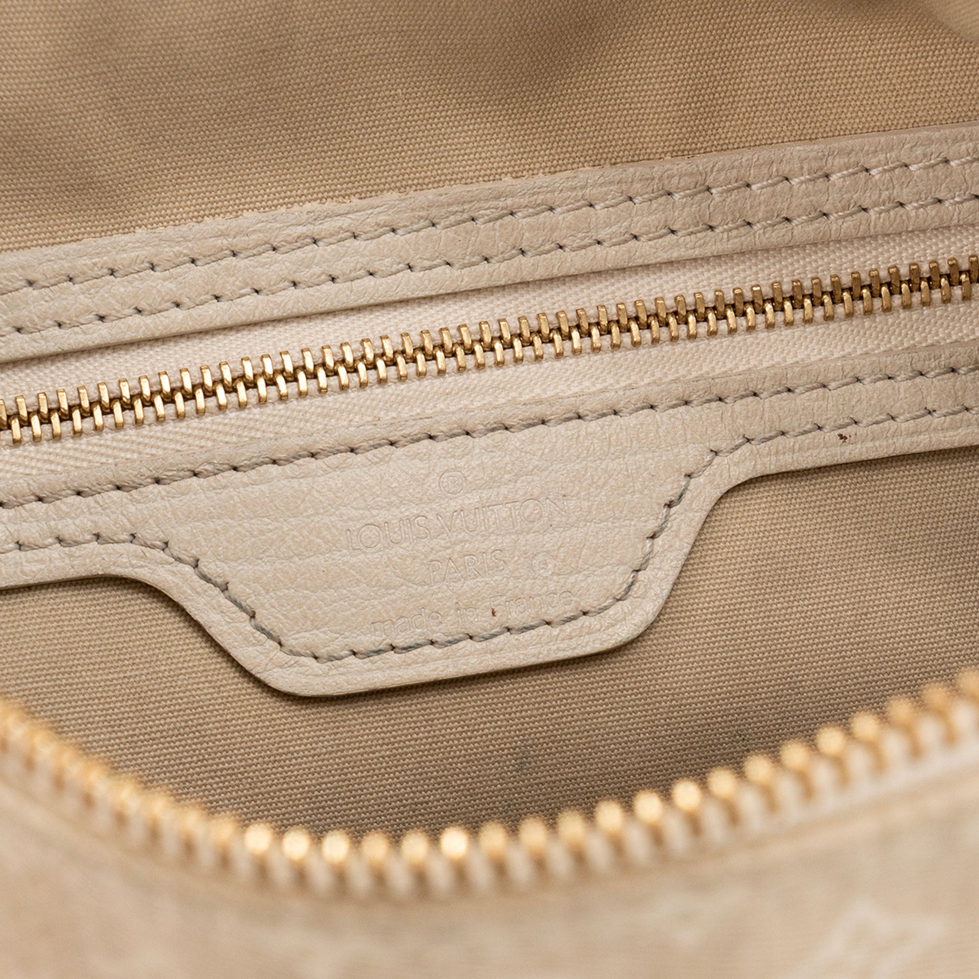 LOUIS VUITTON - Sac à bandoulière Boulogne Louis Vuitton en toile monogrammée beige vintage